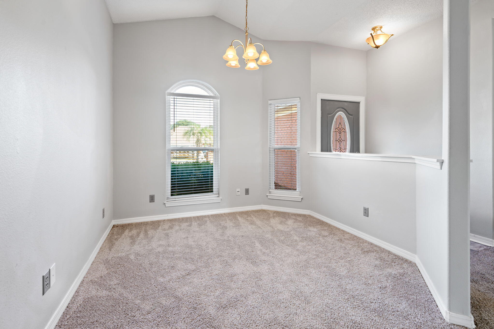 BAREFOOT CREEK - Residential