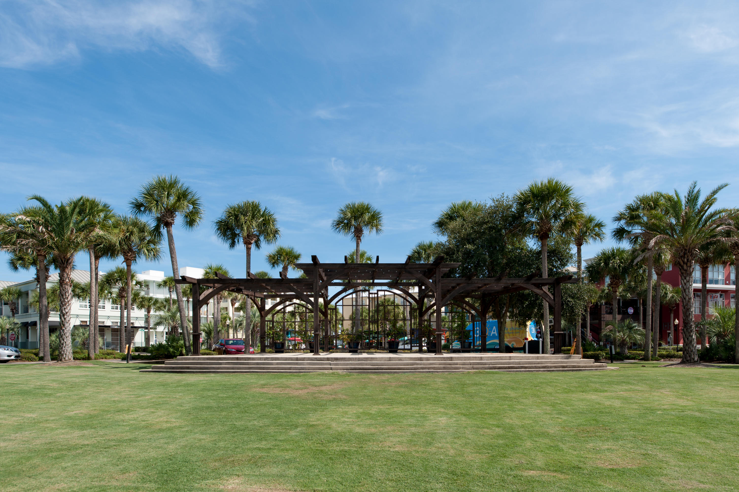 SUMMER PLACE - Residential