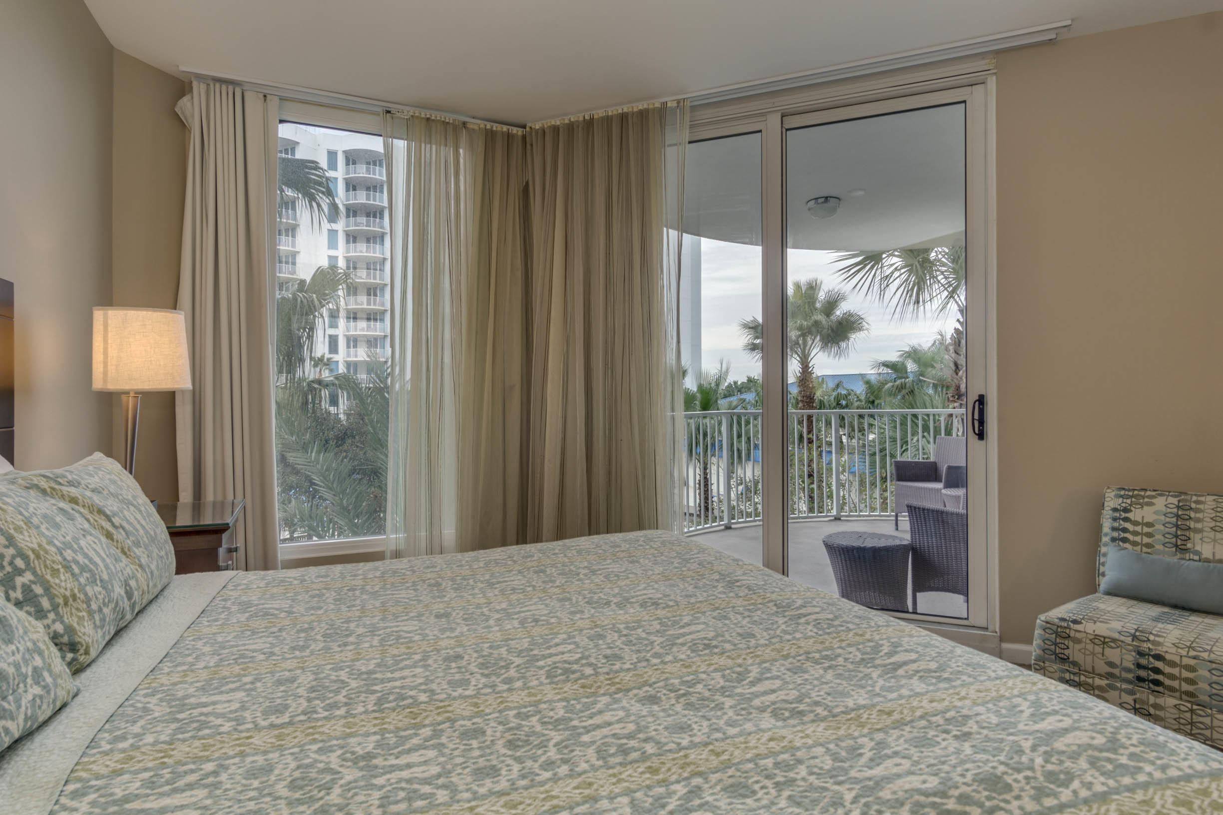 THE PALMS OF DESTIN - Residential