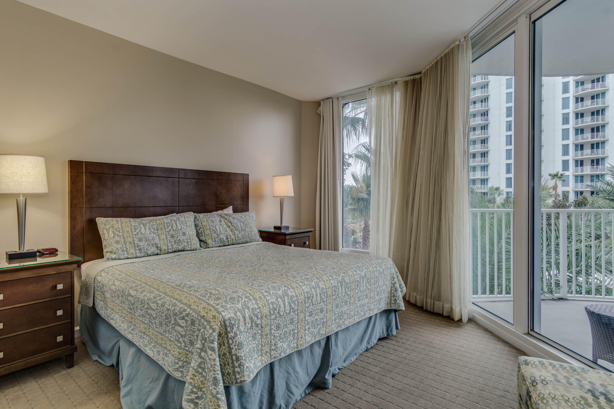 THE PALMS OF DESTIN - Residential