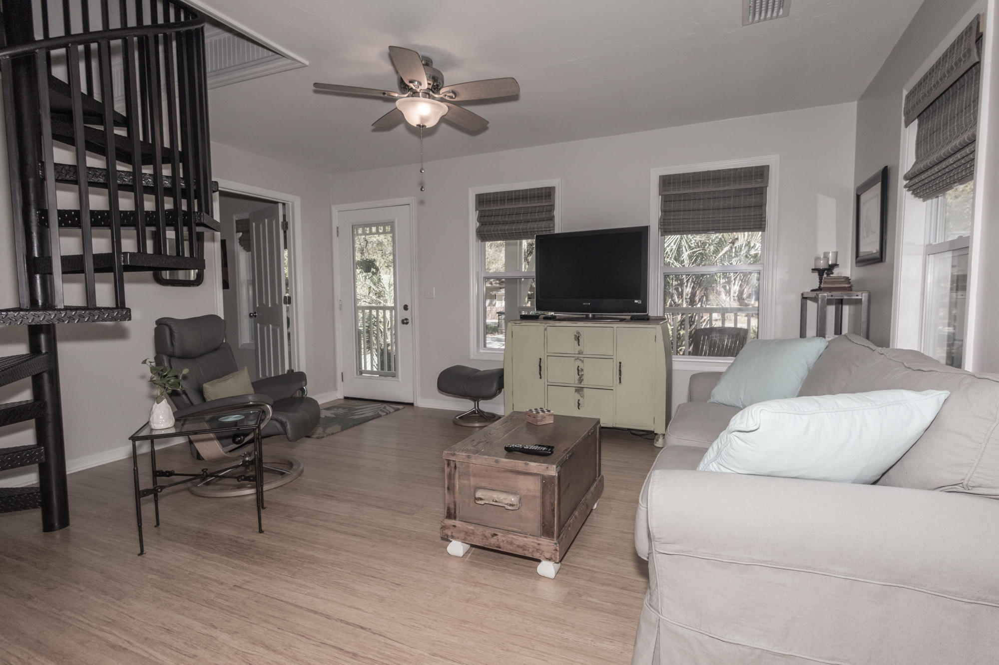 DAUGHETTES AMENDED - Residential