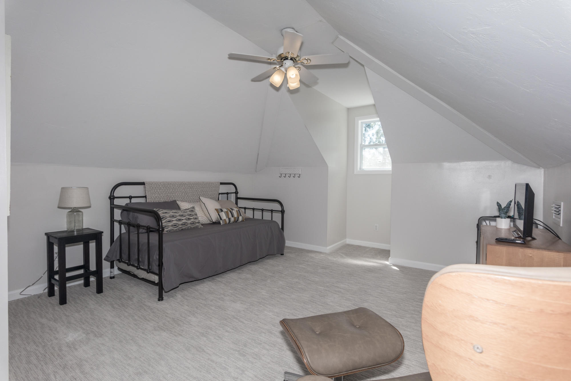 DAUGHETTES AMENDED - Residential