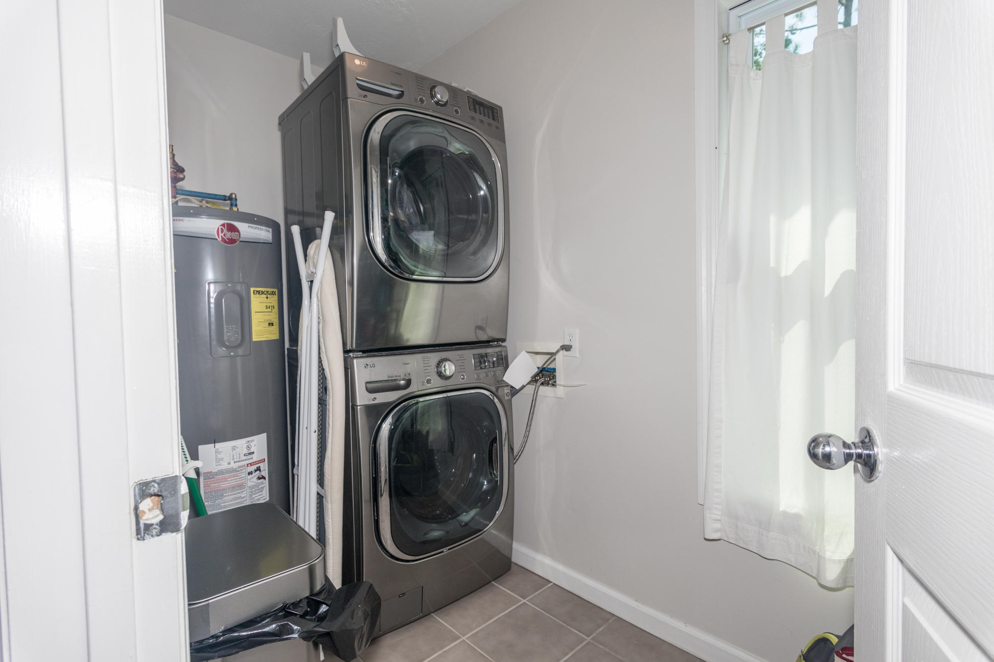 DAUGHETTES AMENDED - Residential