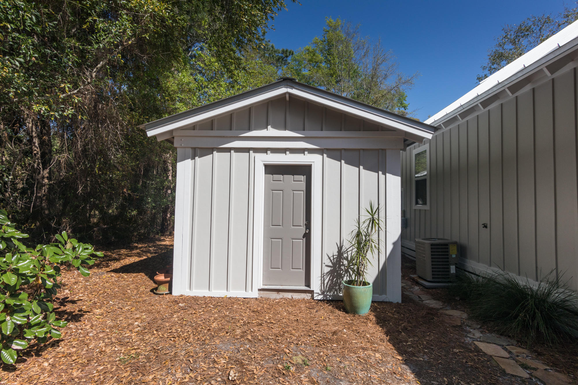 DAUGHETTES AMENDED - Residential