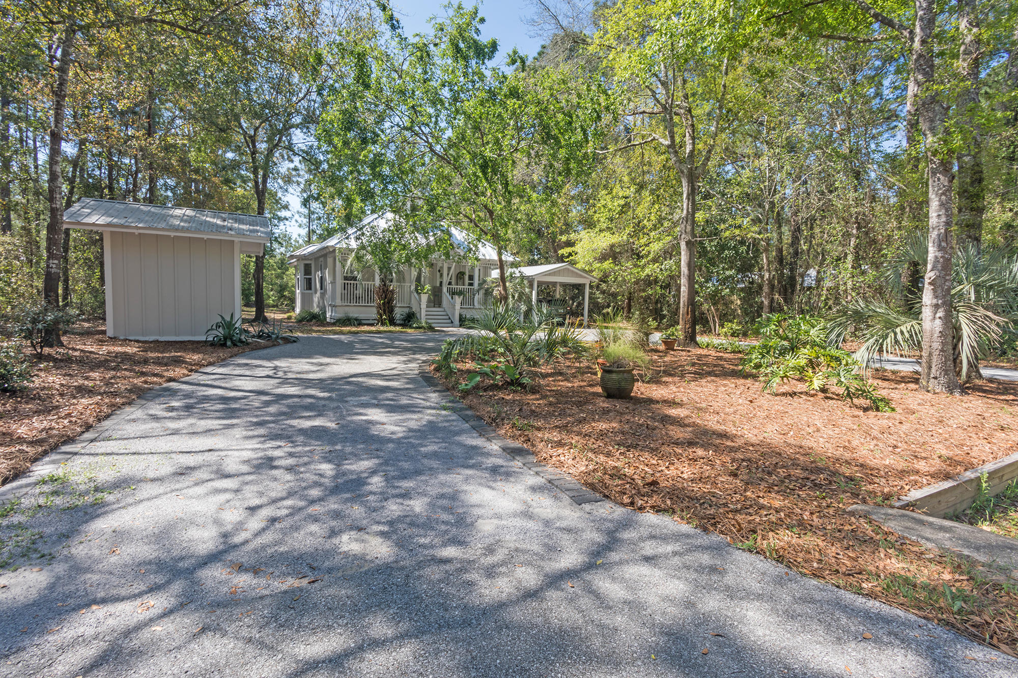 DAUGHETTES AMENDED - Residential