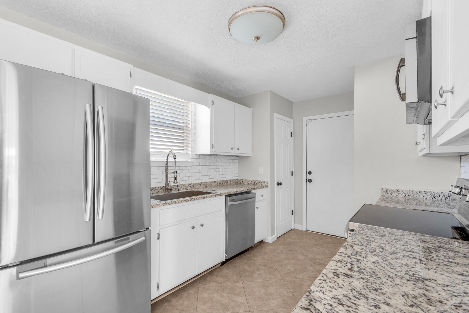 BRITTS MANOR S/D - Residential Lease