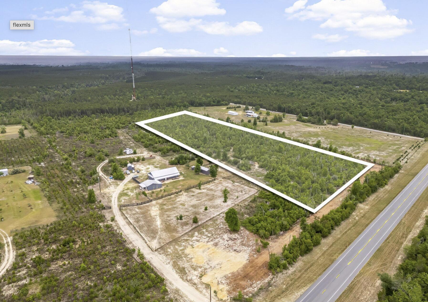 NO RECORDED SUBDIVISION - Land