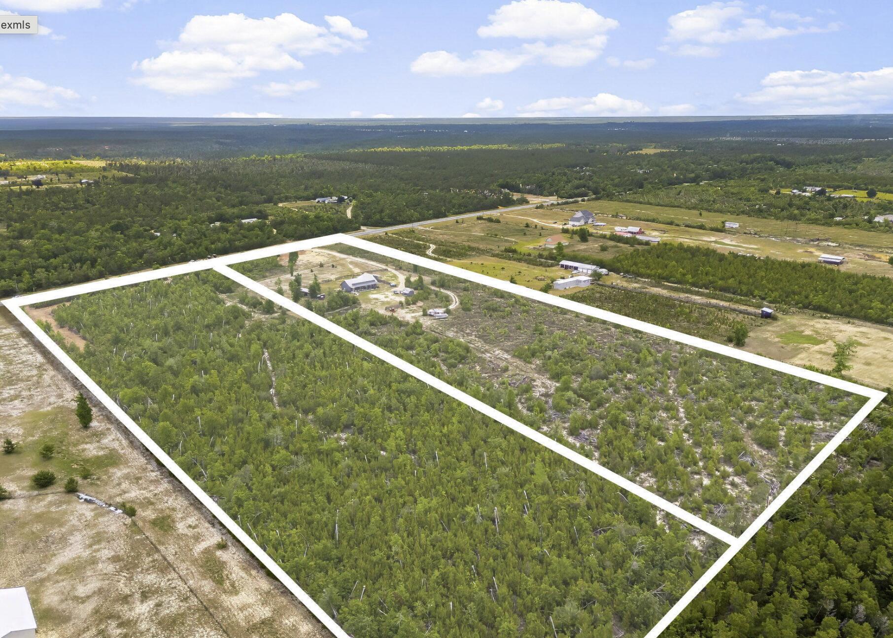 NO RECORDED SUBDIVISION - Land