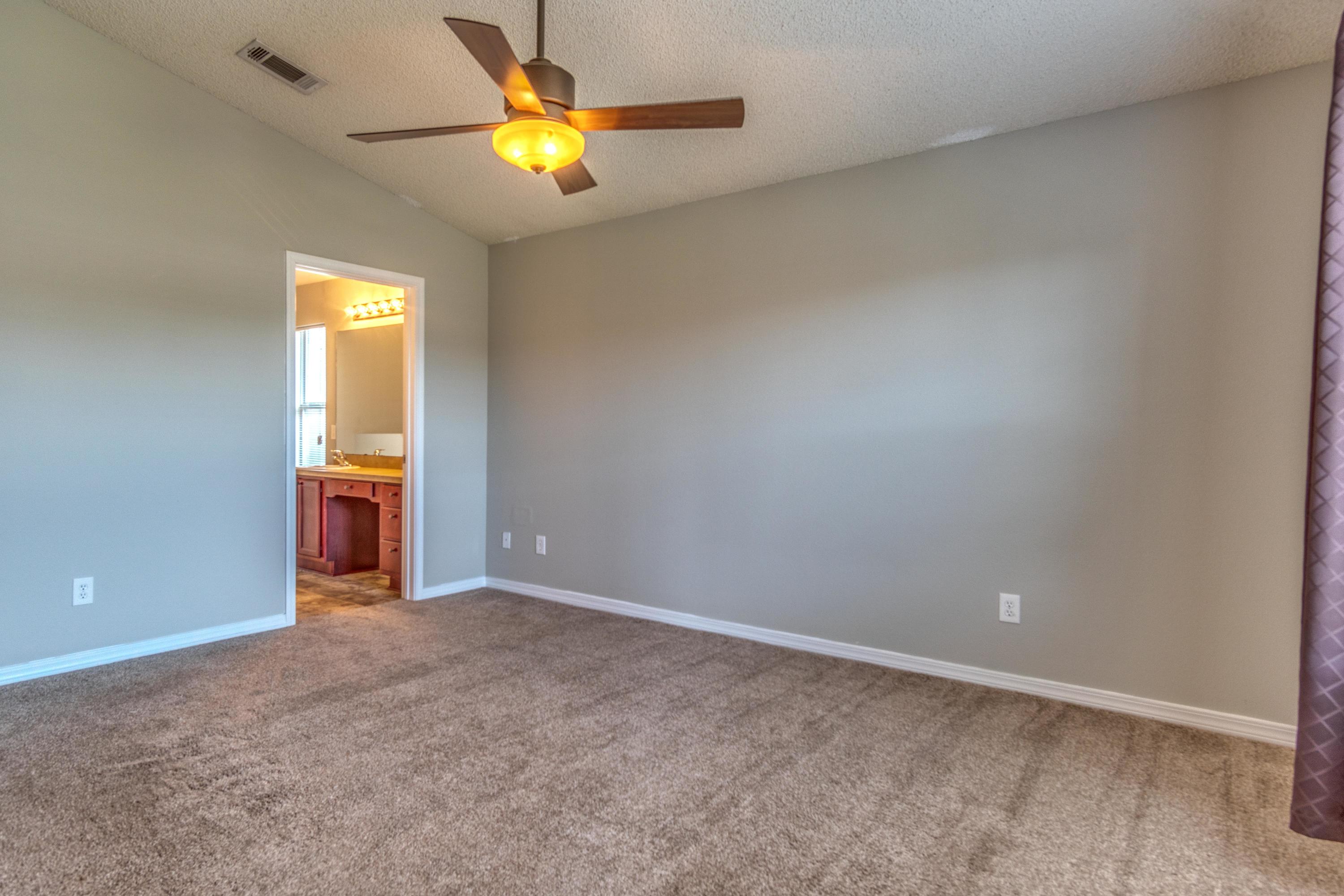 TIBURON WEST - Residential