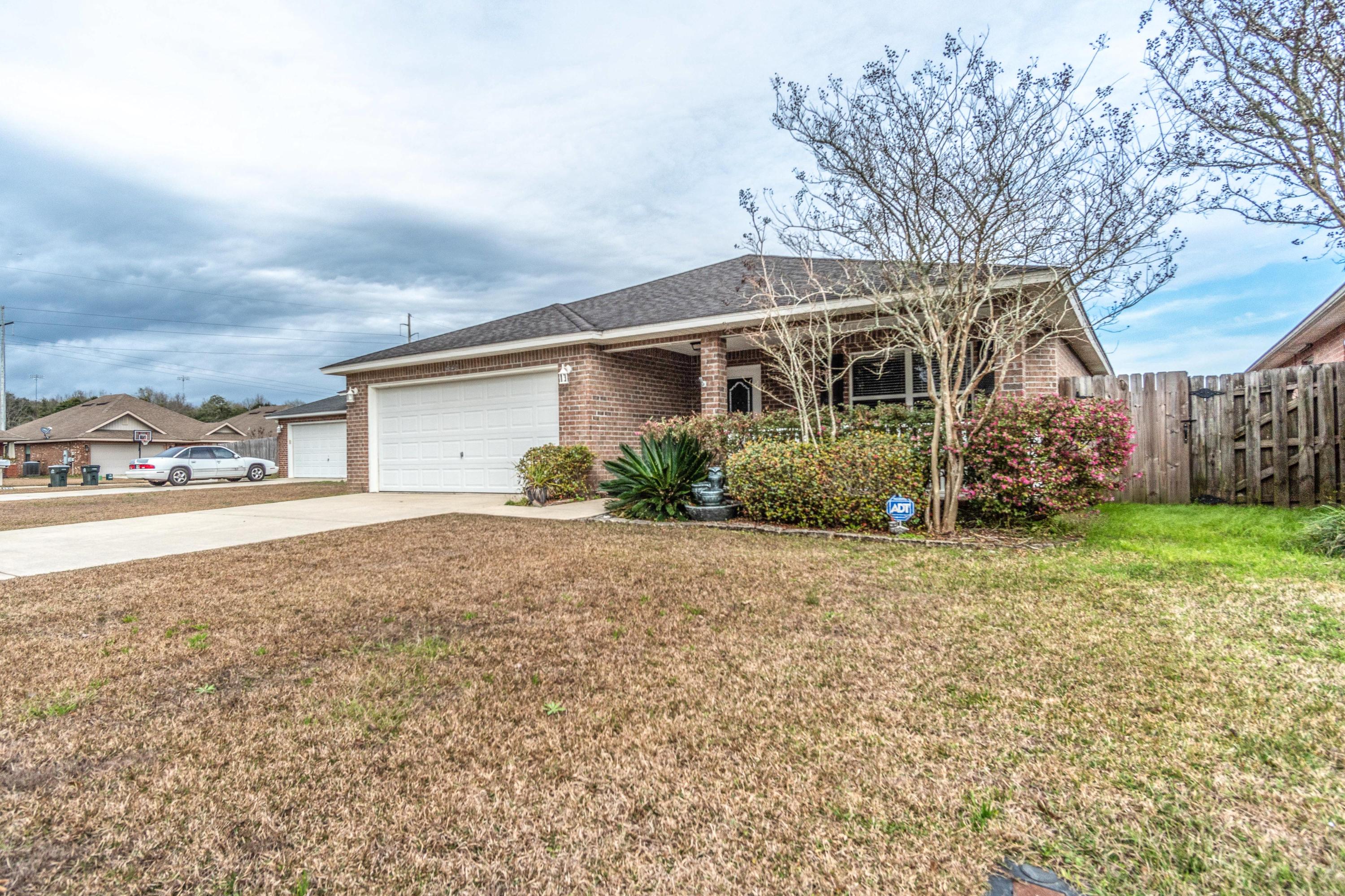 TIBURON WEST - Residential