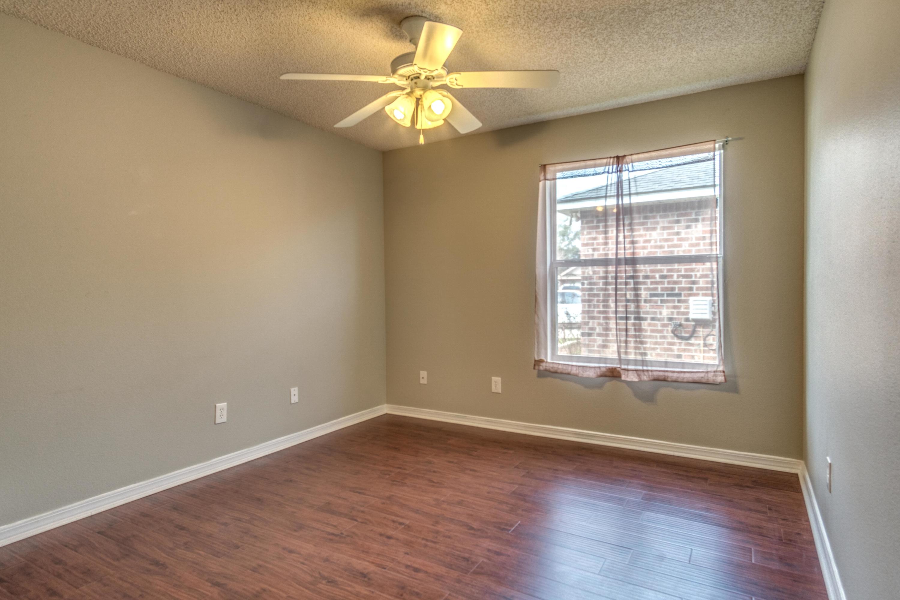 TIBURON WEST - Residential