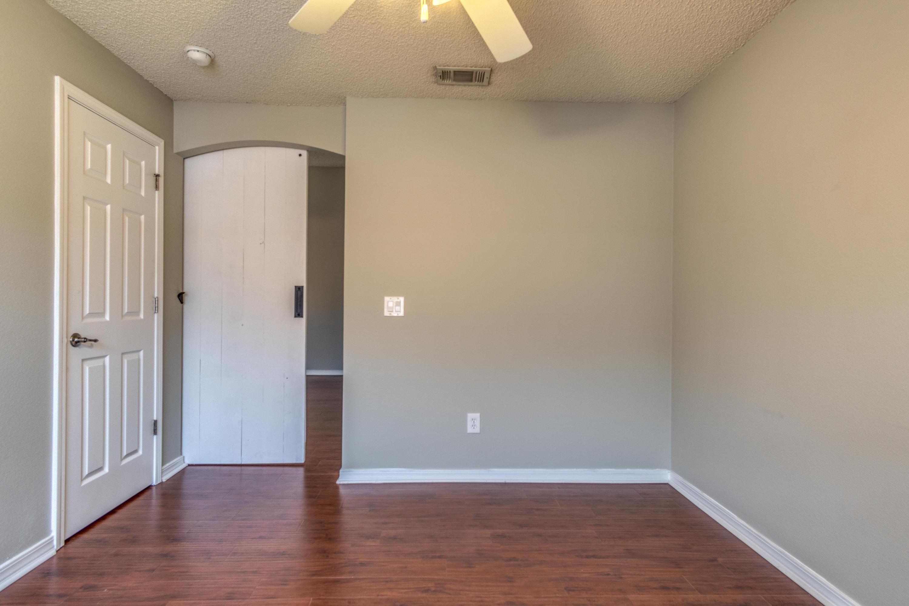 TIBURON WEST - Residential