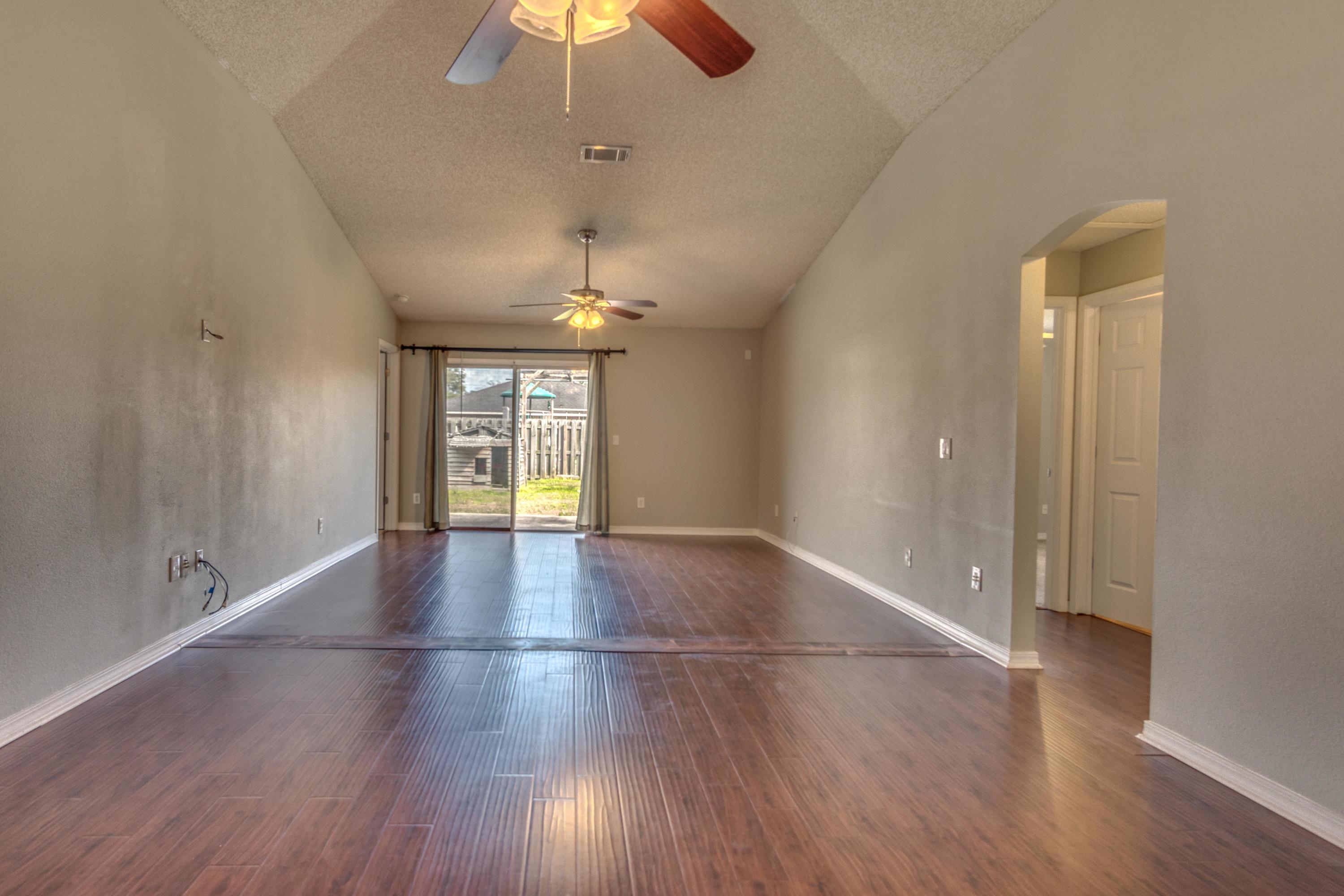 TIBURON WEST - Residential