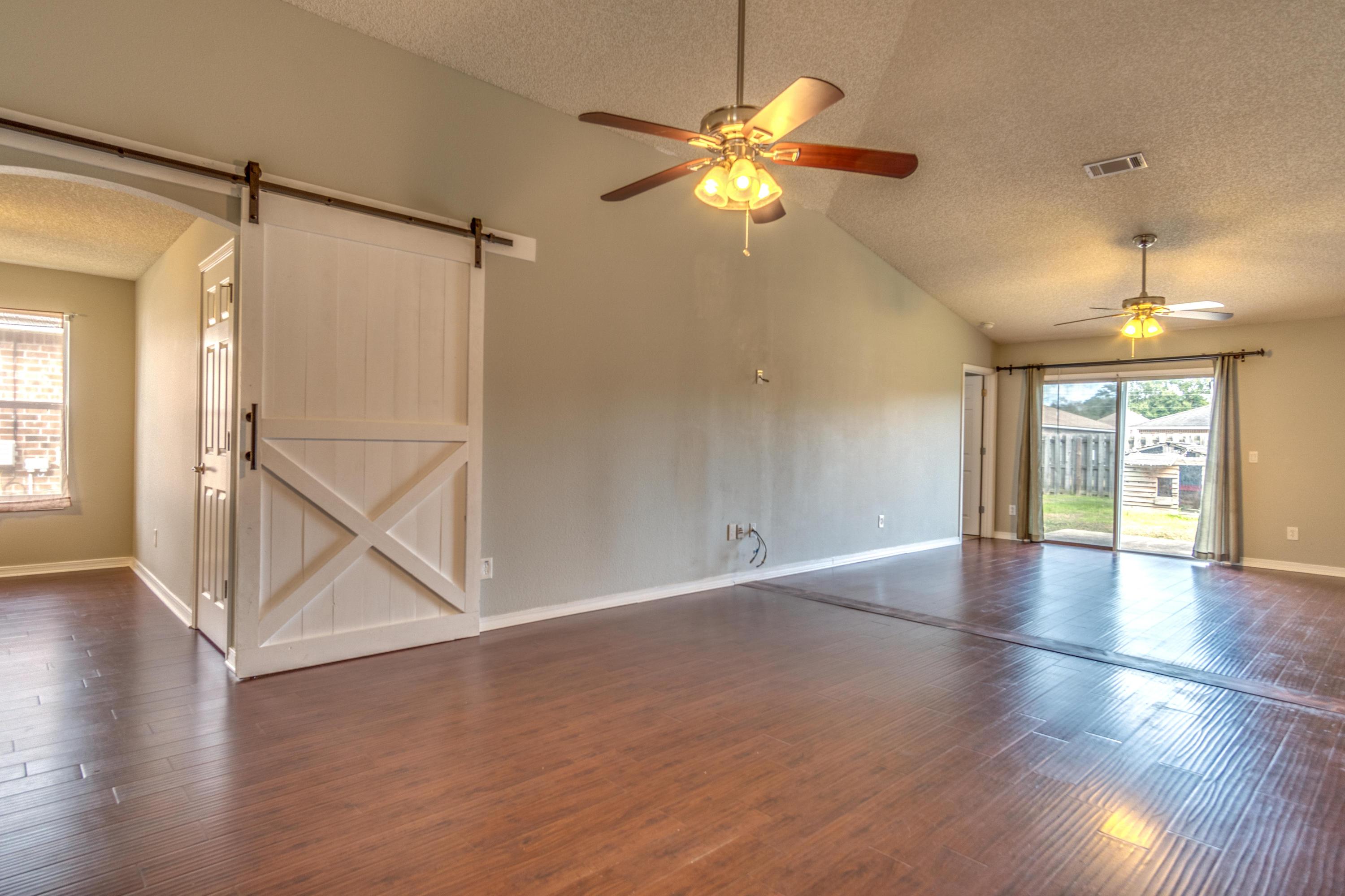 TIBURON WEST - Residential