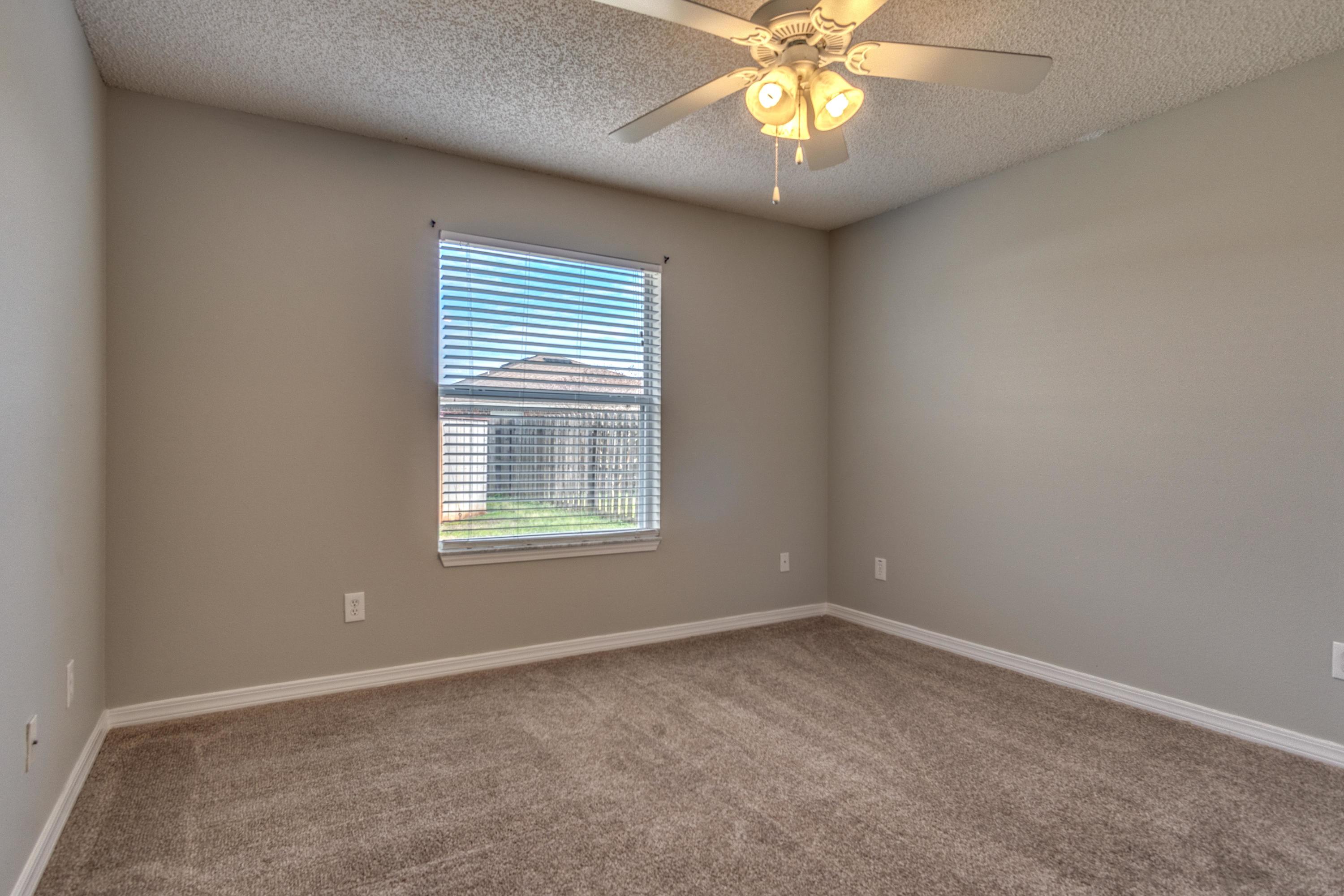 TIBURON WEST - Residential