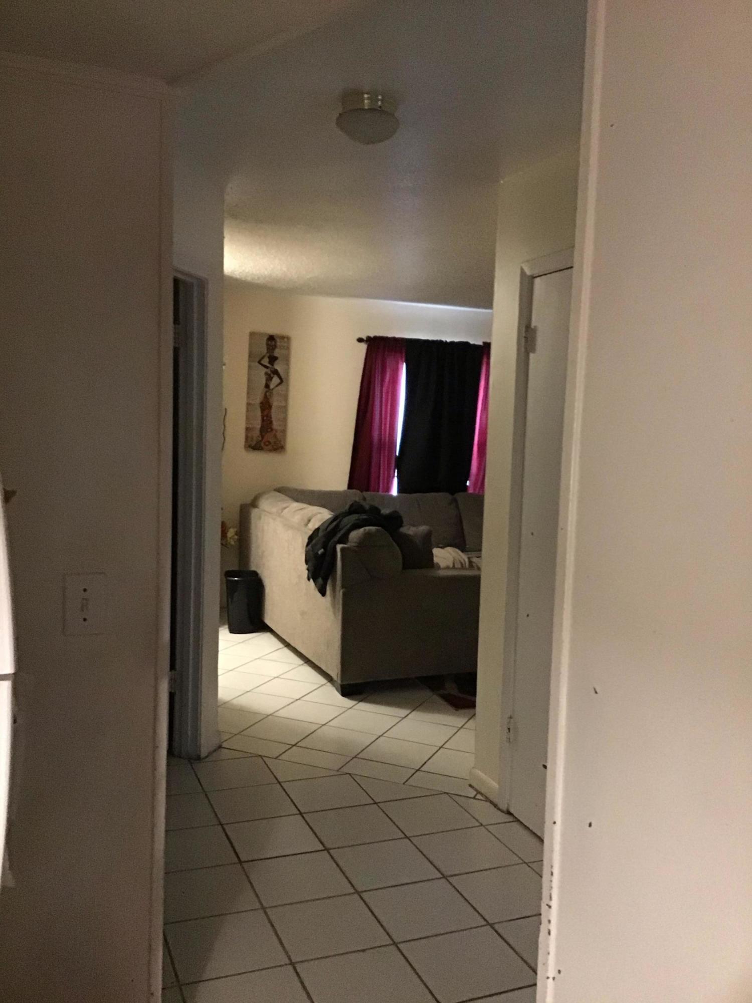 VALENCIA ARMS - Residential