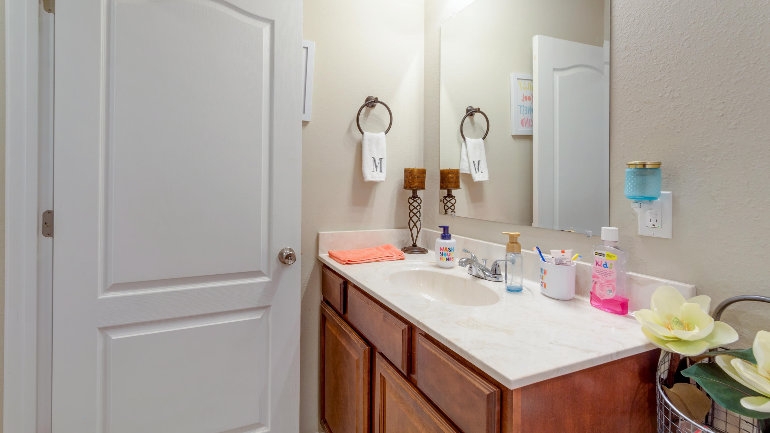 OAKWOOD LAKES ESTATES - Residential