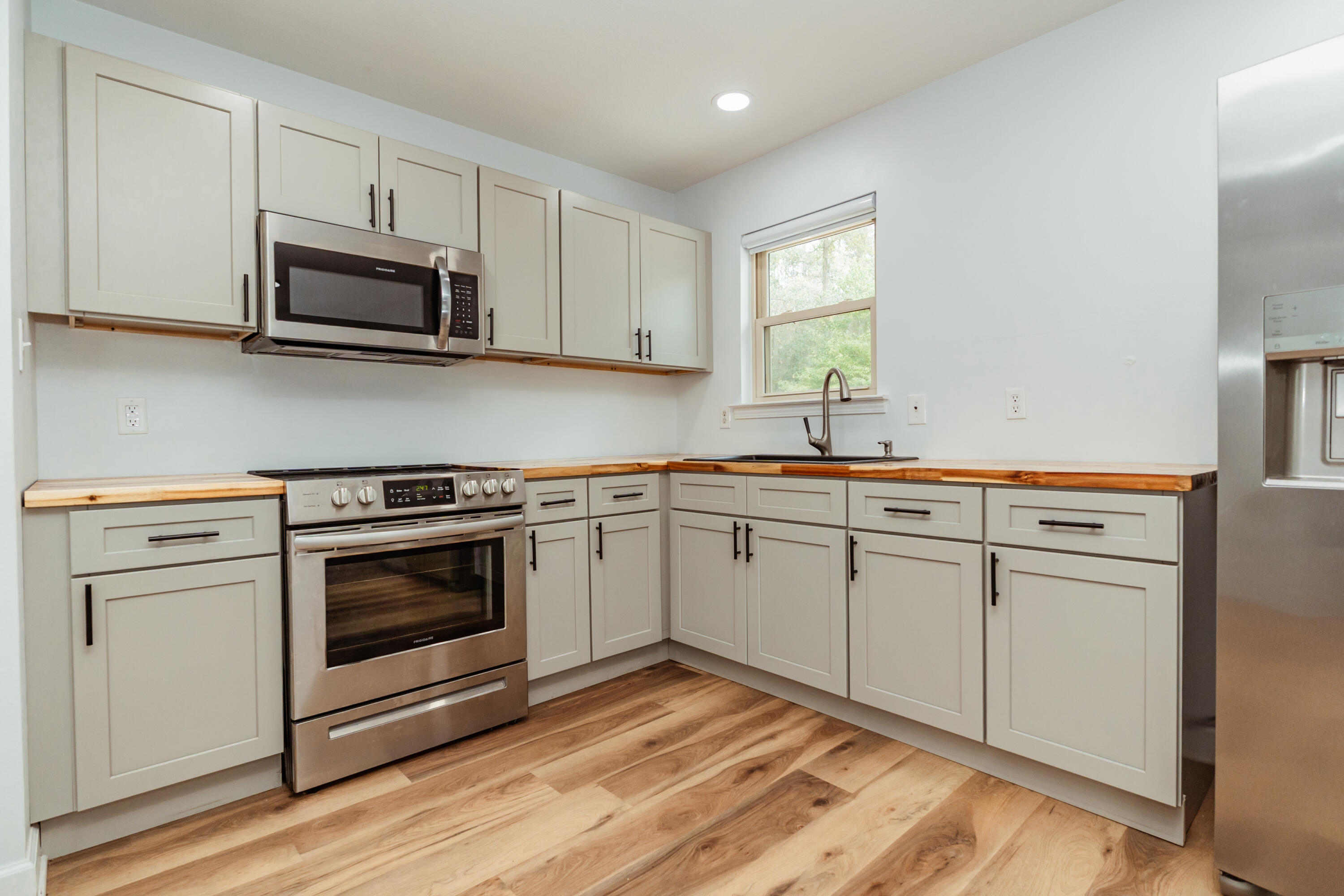 METES & BOUNDS - Residential Lease