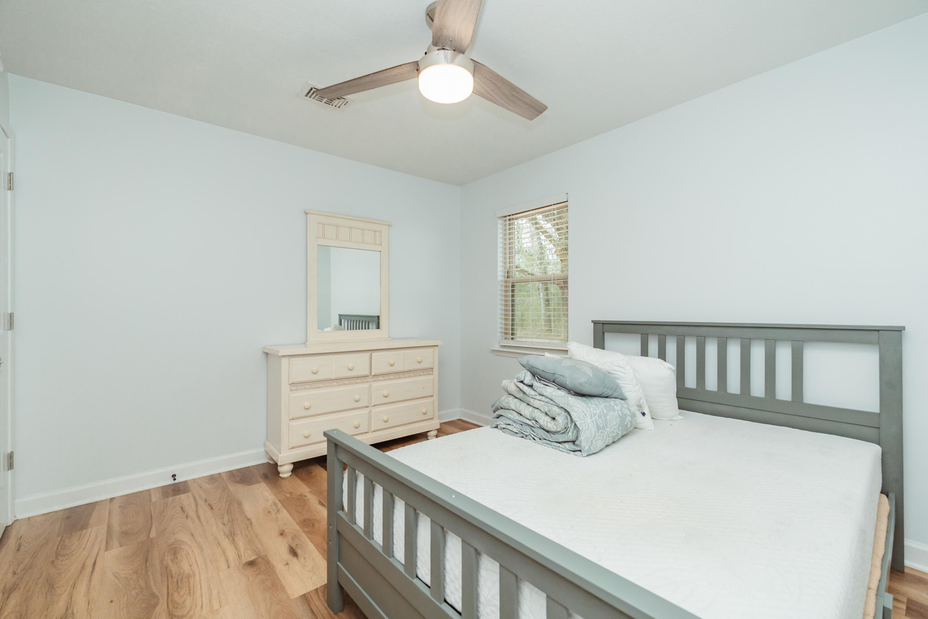 METES & BOUNDS - Residential Lease