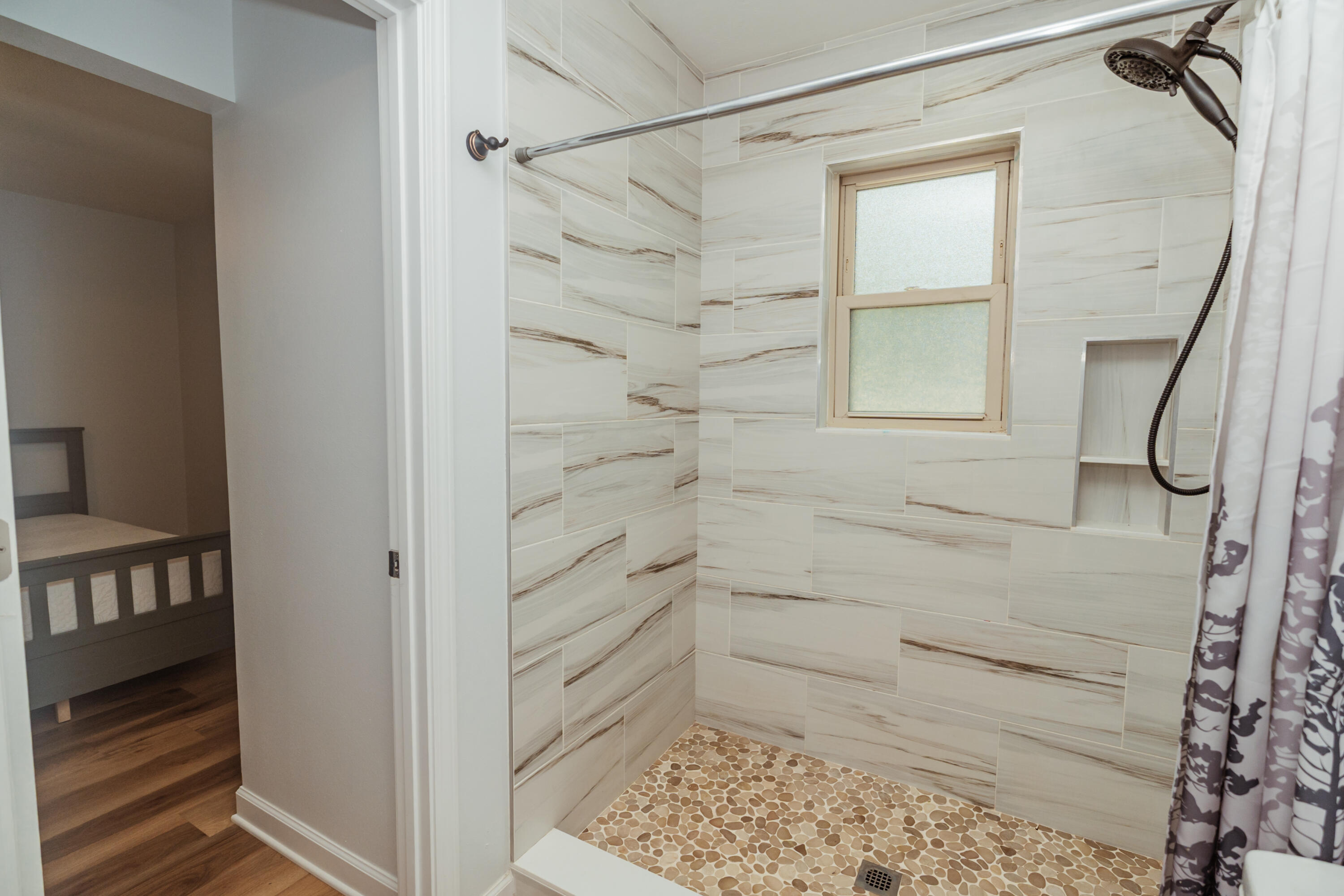 METES & BOUNDS - Residential Lease