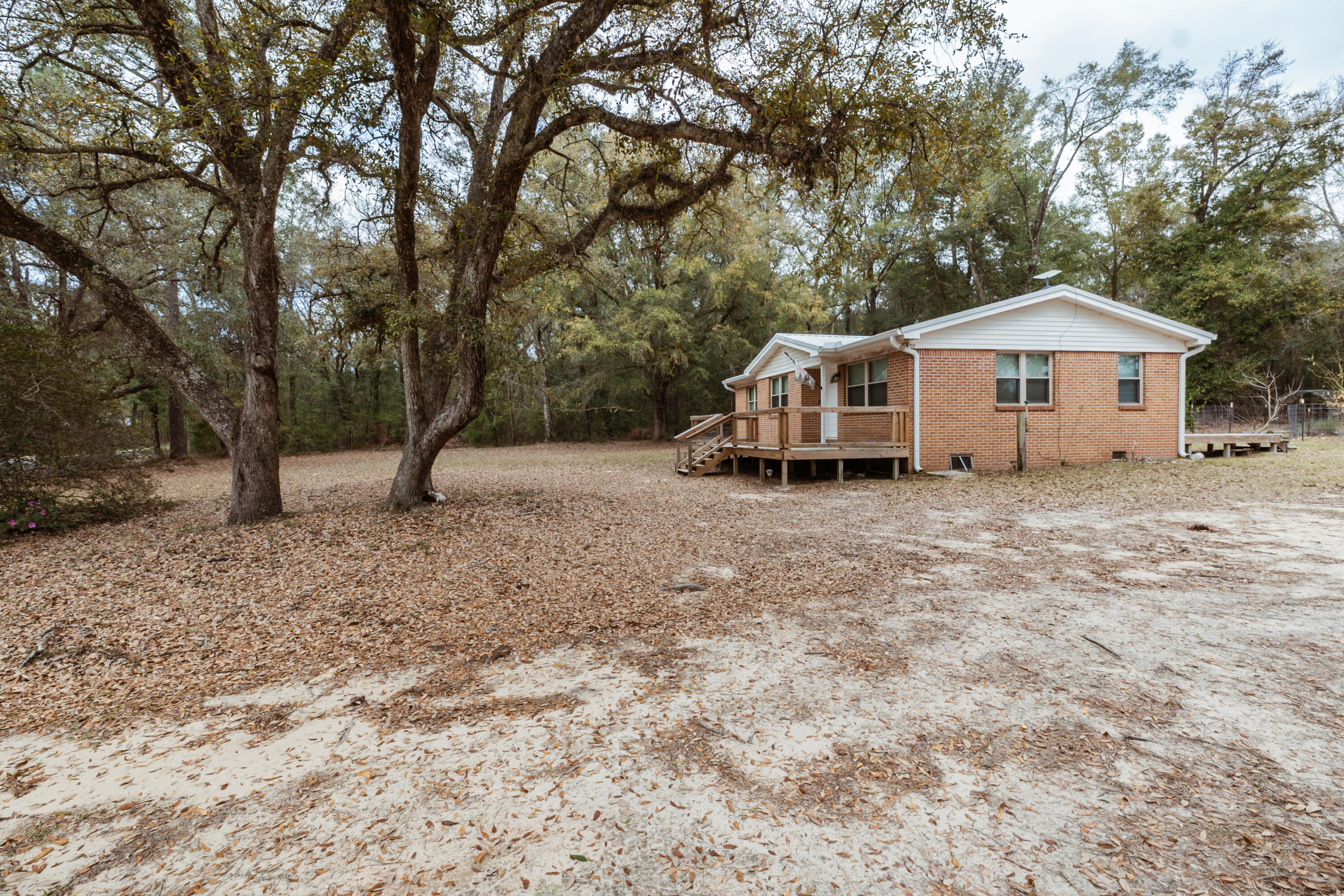 METES & BOUNDS - Residential Lease