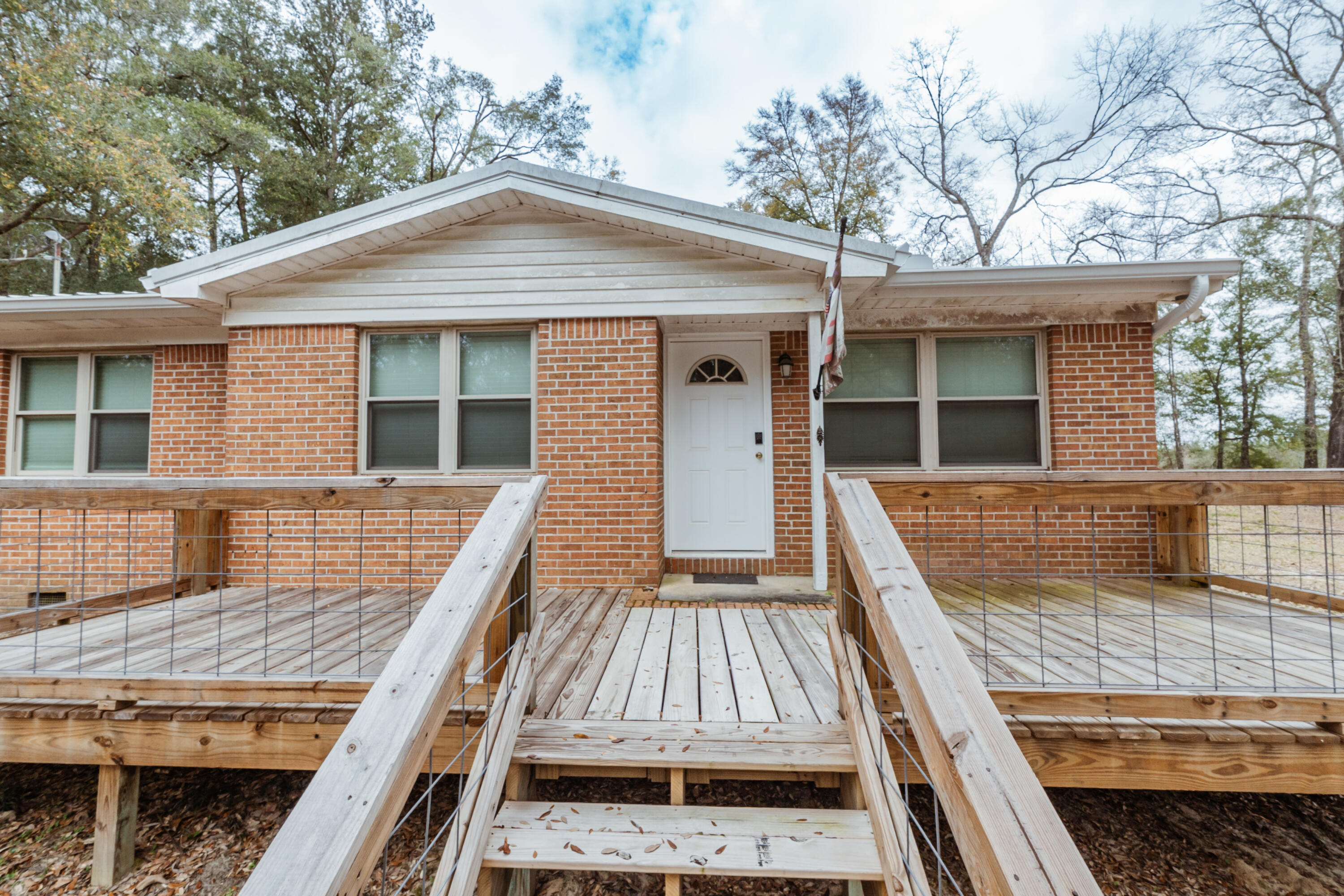 METES & BOUNDS - Residential Lease