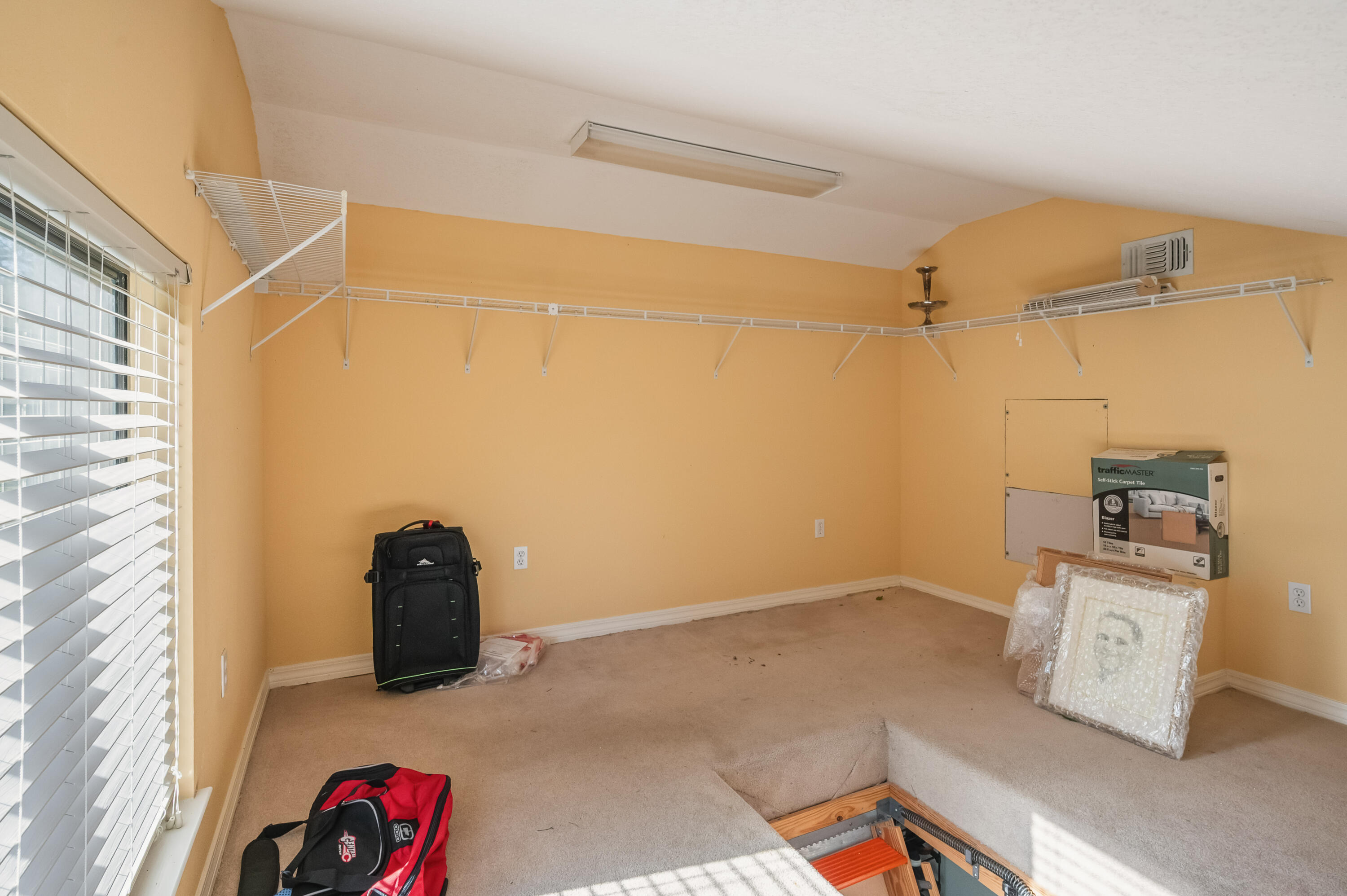 ST ANDREWS WEST BLUEWATER BAY 1 - Residential