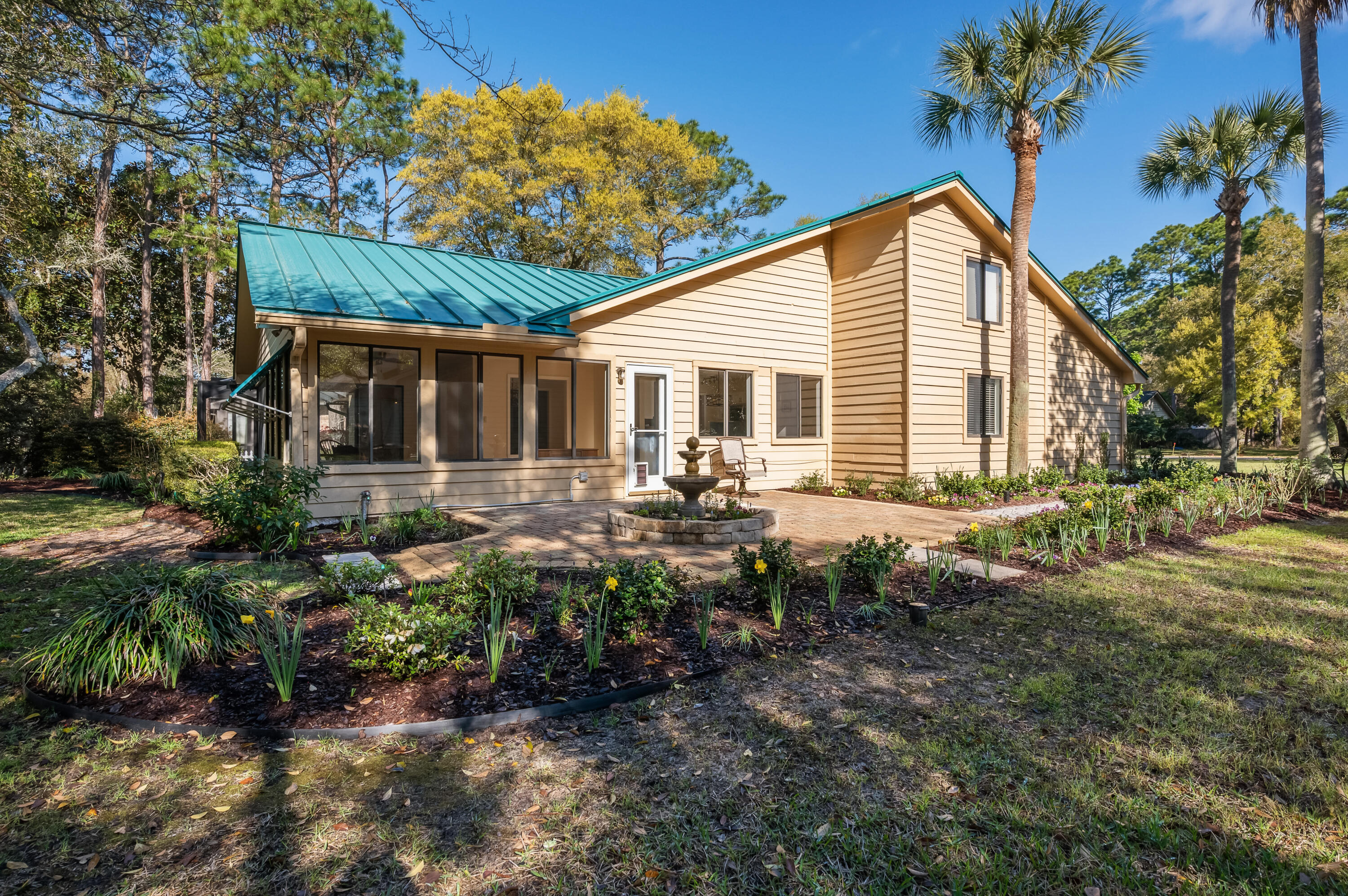 ST ANDREWS WEST BLUEWATER BAY 1 - Residential