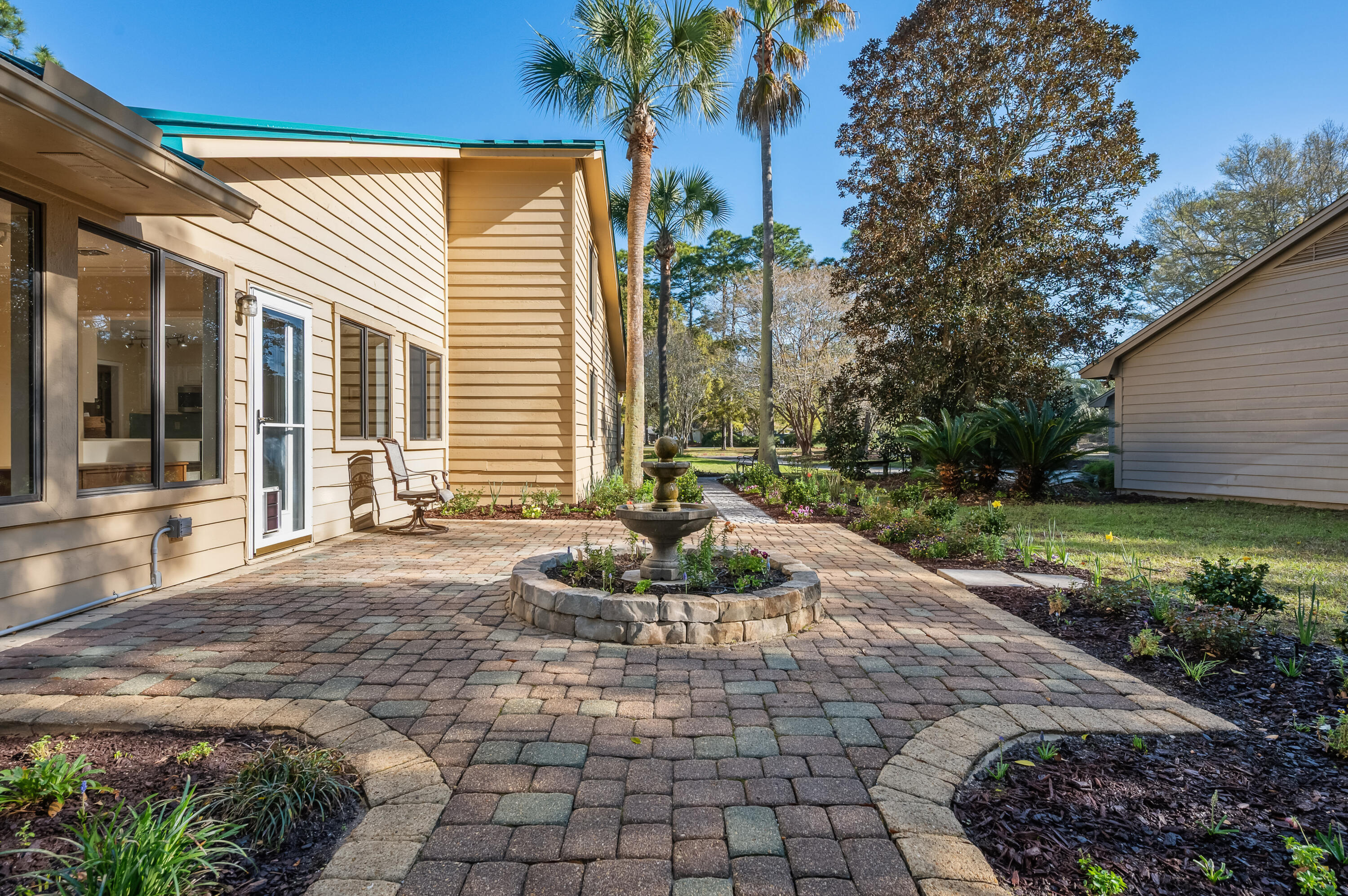 ST ANDREWS WEST BLUEWATER BAY 1 - Residential