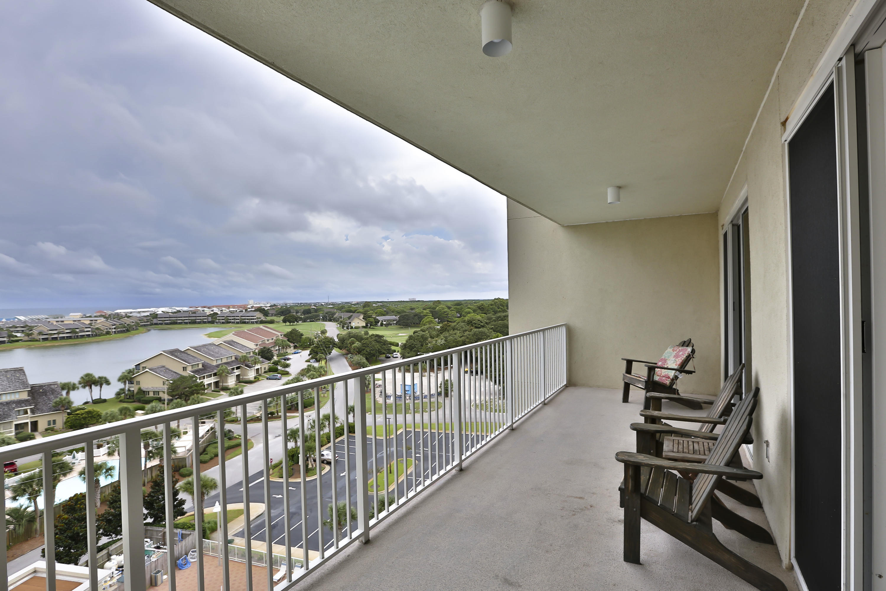 ARIEL DUNES II - Residential