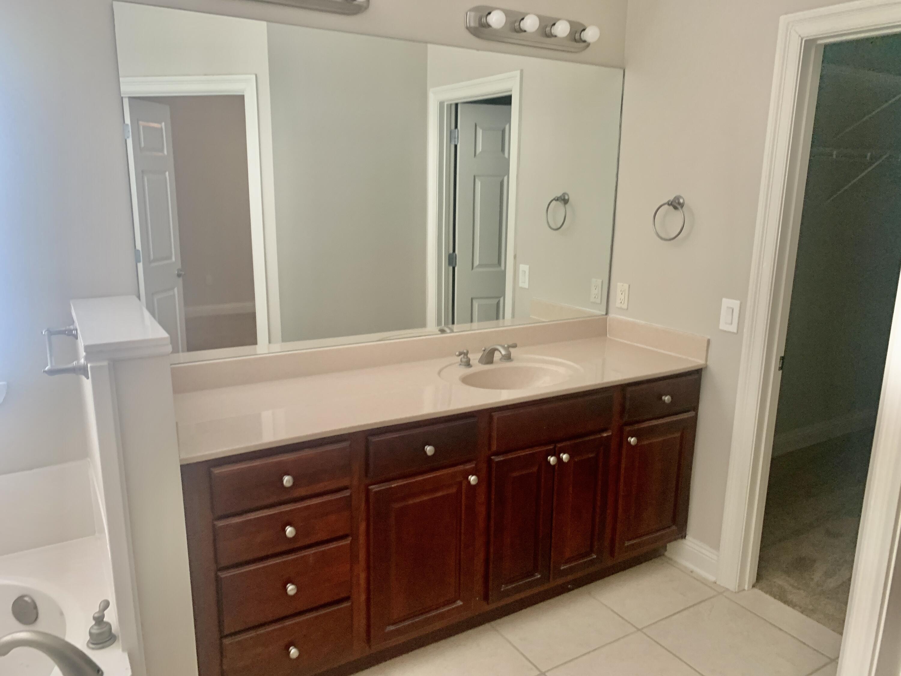 MAGNOLIA PLANTATION AT BLUEWATER BAY - Residential