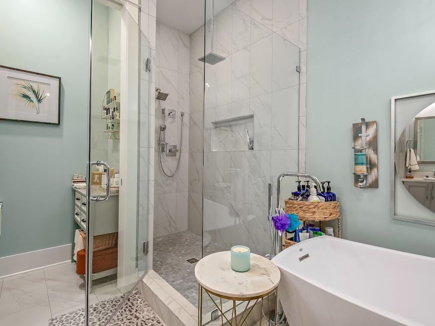 LAKESIDE AT BLUE MOUNTAIN BEACH - Residential