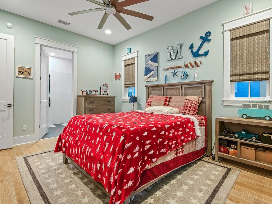 LAKESIDE AT BLUE MOUNTAIN BEACH - Residential