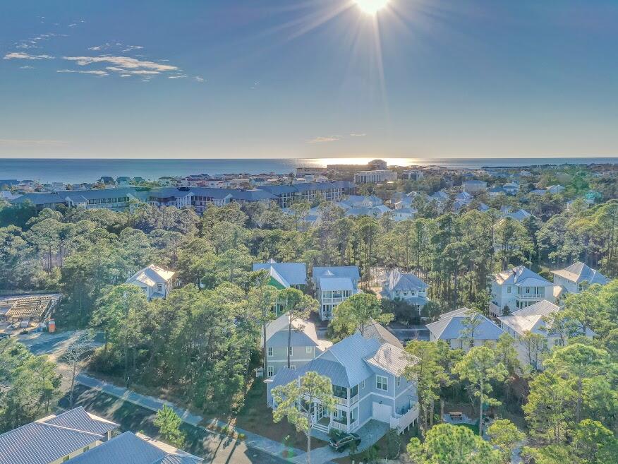 LAKESIDE AT BLUE MOUNTAIN BEACH - Residential
