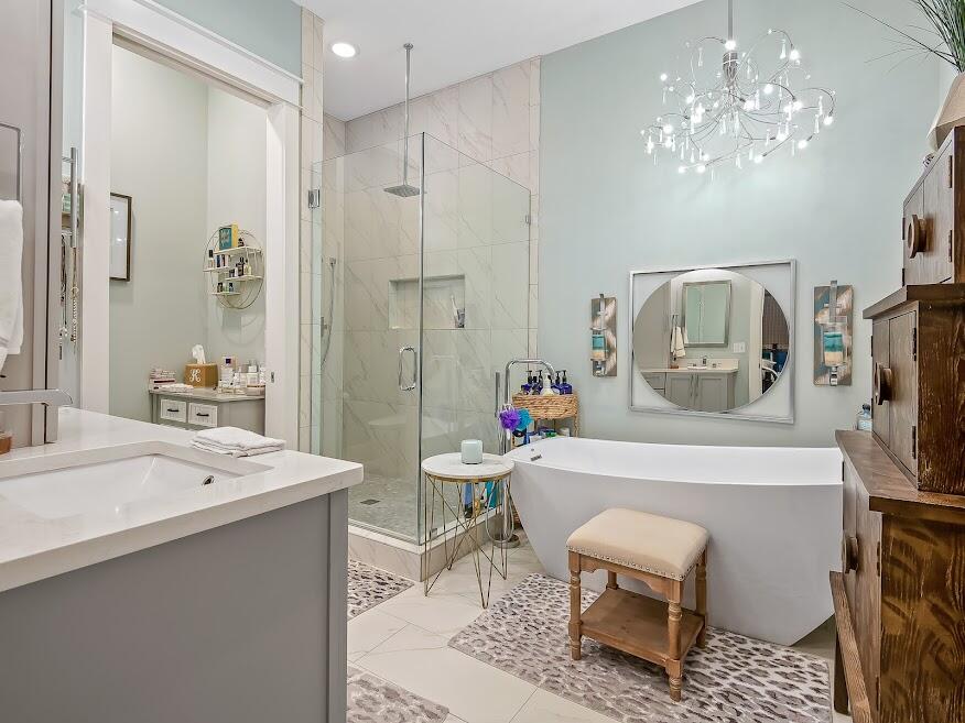 LAKESIDE AT BLUE MOUNTAIN BEACH - Residential