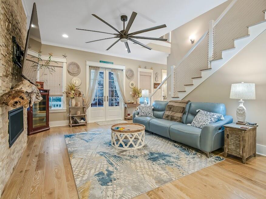 LAKESIDE AT BLUE MOUNTAIN BEACH - Residential