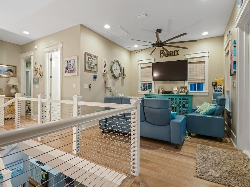 LAKESIDE AT BLUE MOUNTAIN BEACH - Residential