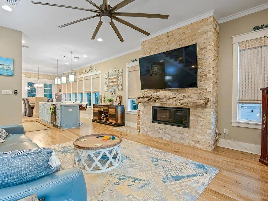 LAKESIDE AT BLUE MOUNTAIN BEACH - Residential