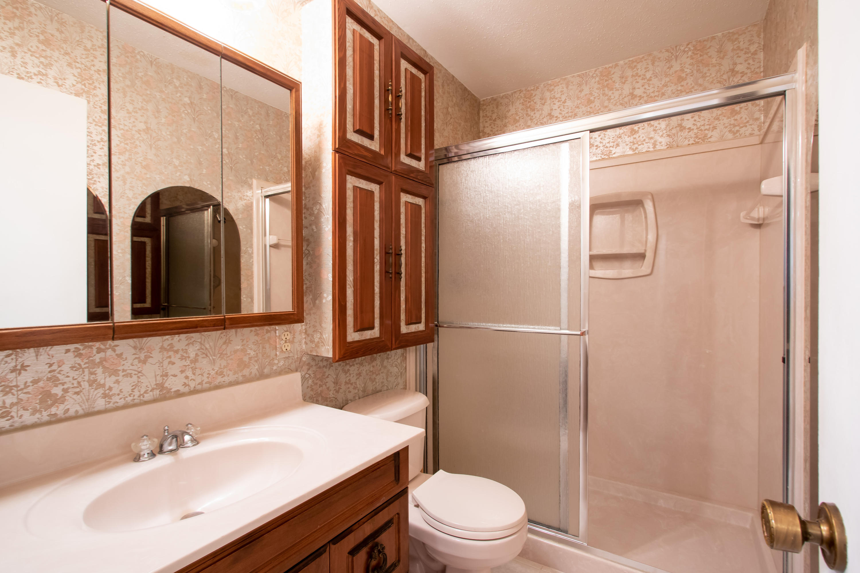 GARNIERS BEACH 7TH - Residential