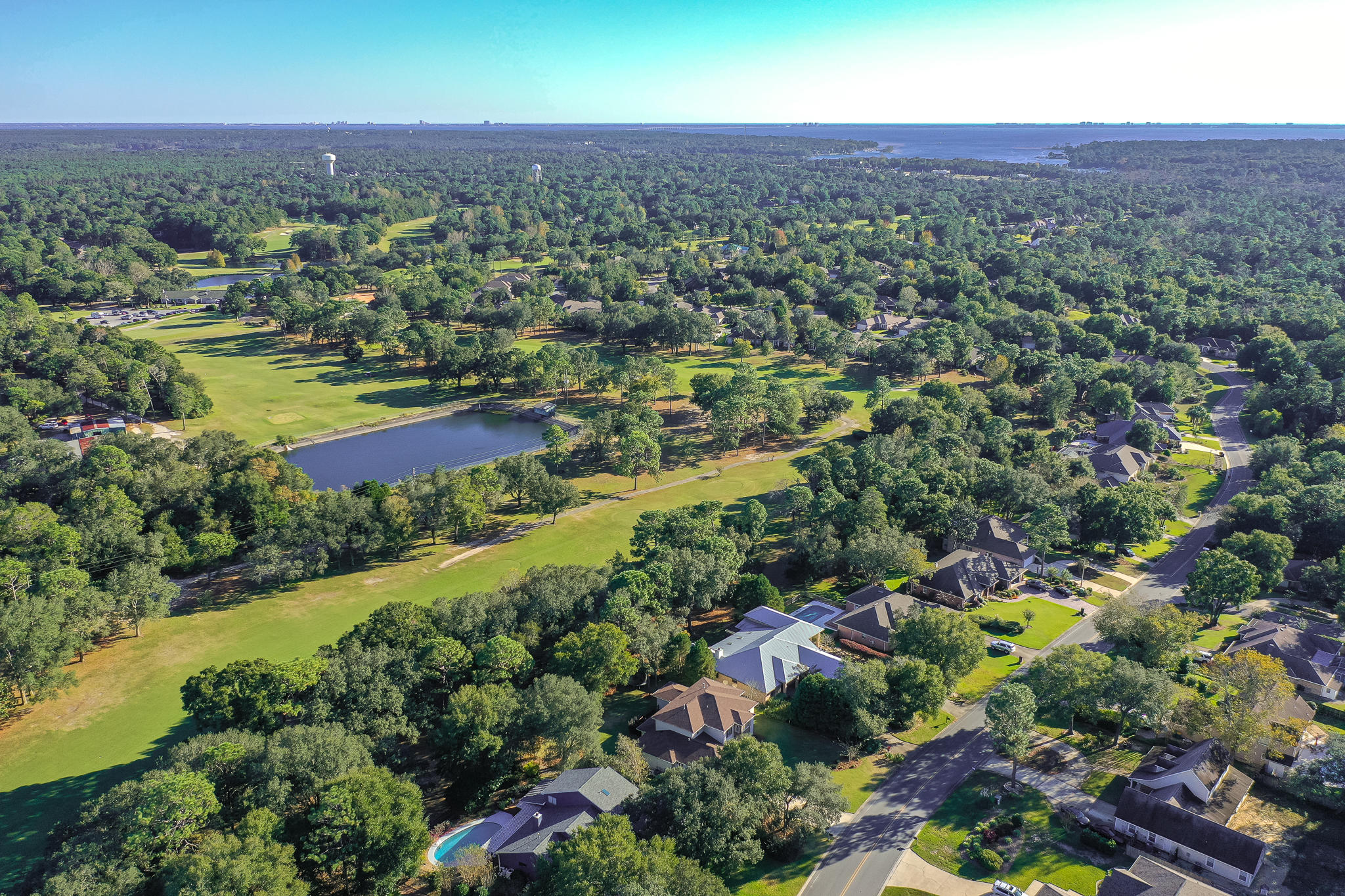 ROCKY BAYOU COUNTRY CLUB ESTATES 5 - Residential