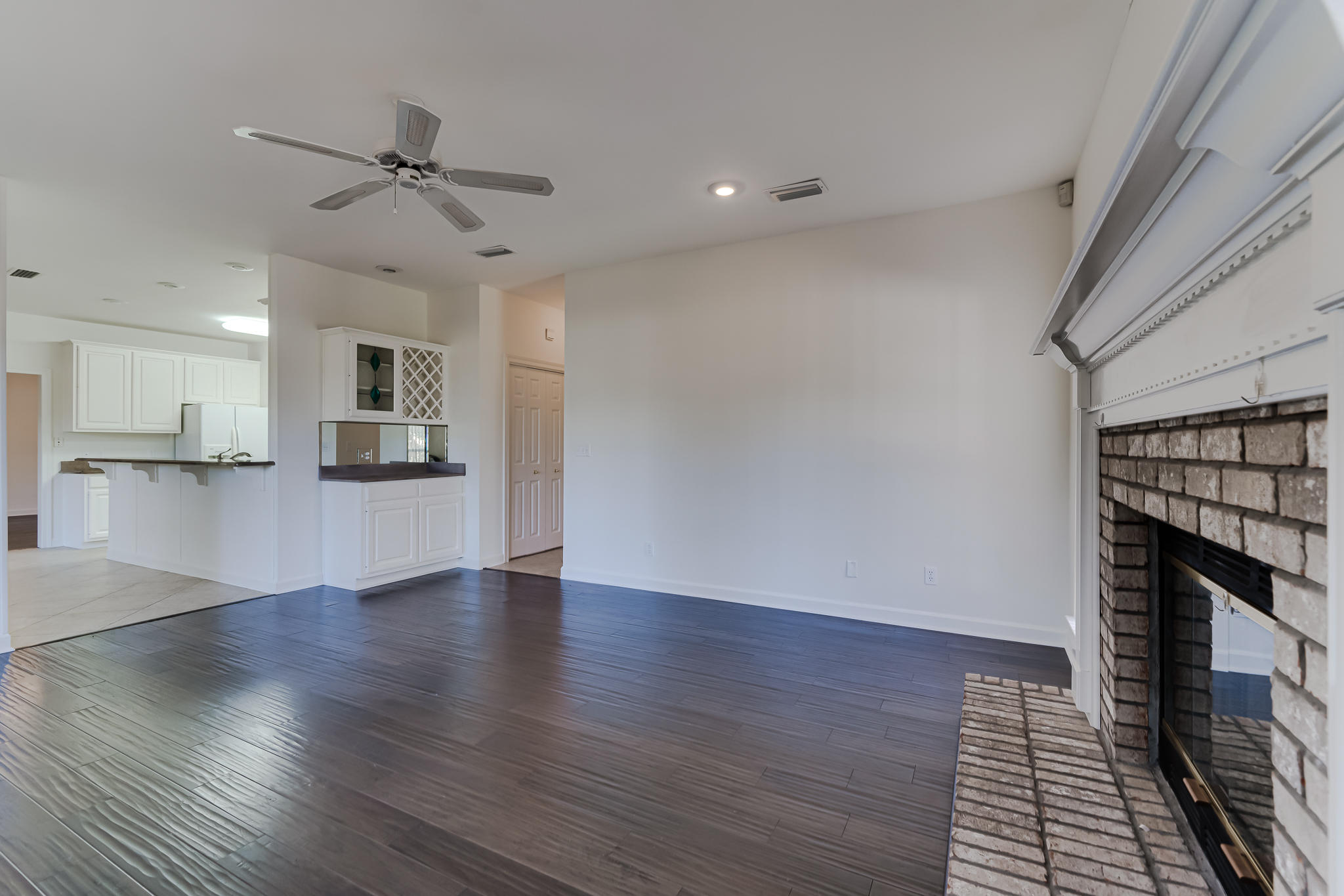 ROCKY BAYOU COUNTRY CLUB ESTATES 5 - Residential