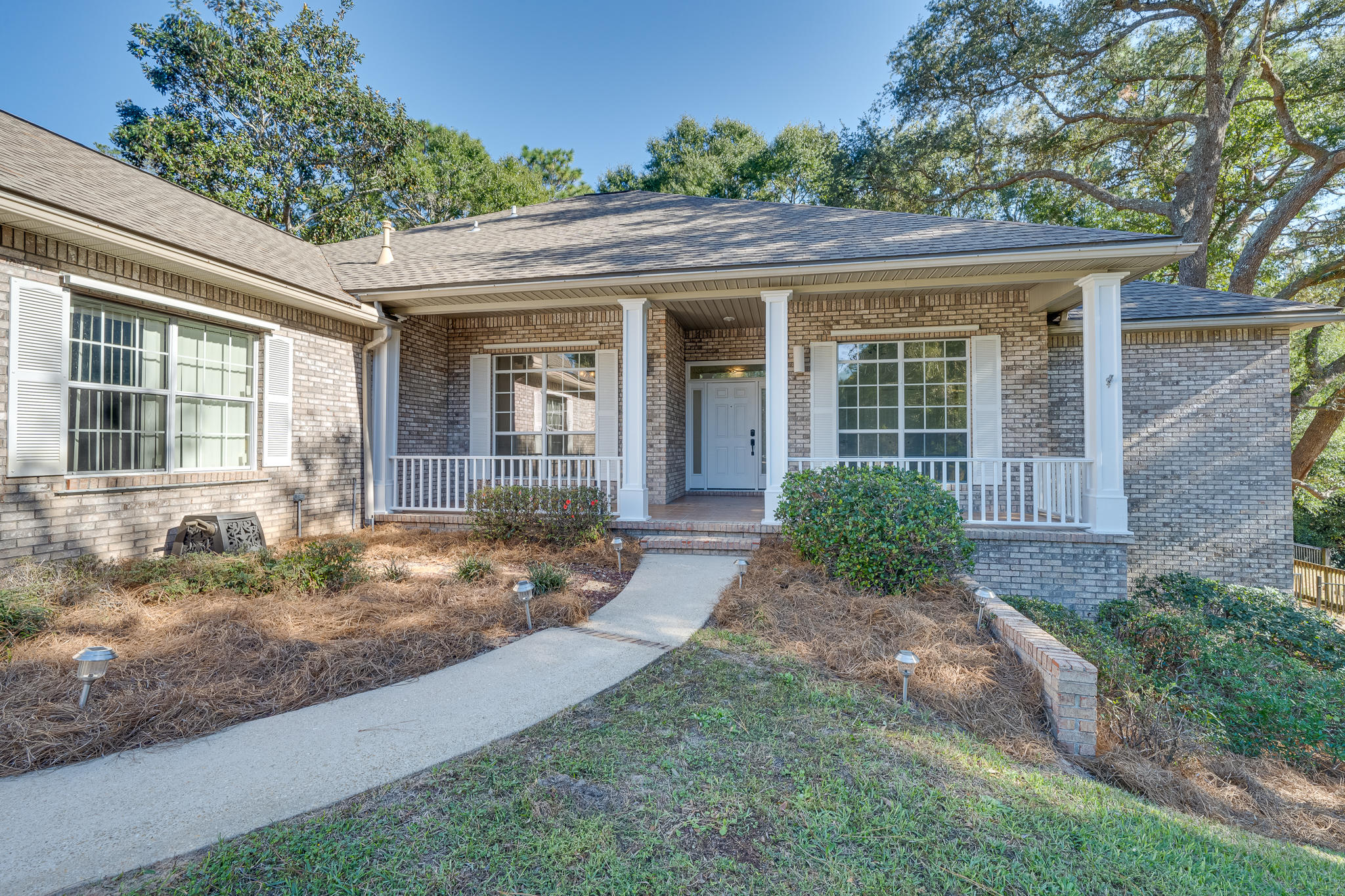 ROCKY BAYOU COUNTRY CLUB ESTATES 5 - Residential