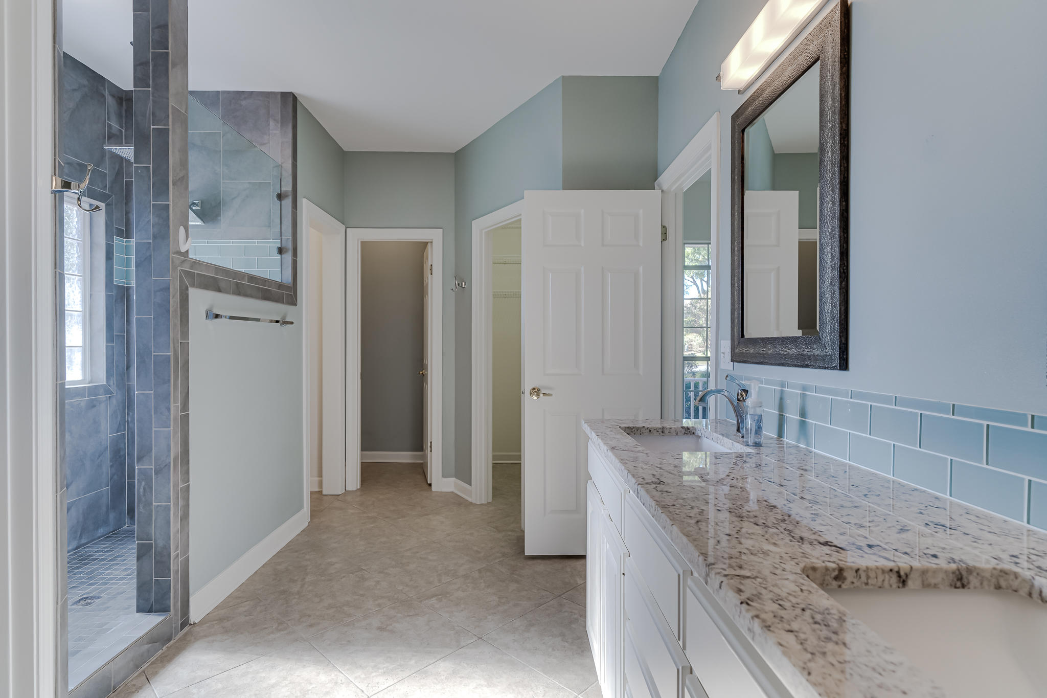 ROCKY BAYOU COUNTRY CLUB ESTATES 5 - Residential