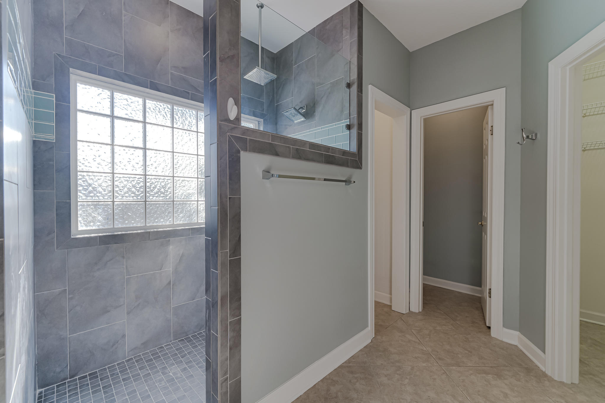 ROCKY BAYOU COUNTRY CLUB ESTATES 5 - Residential