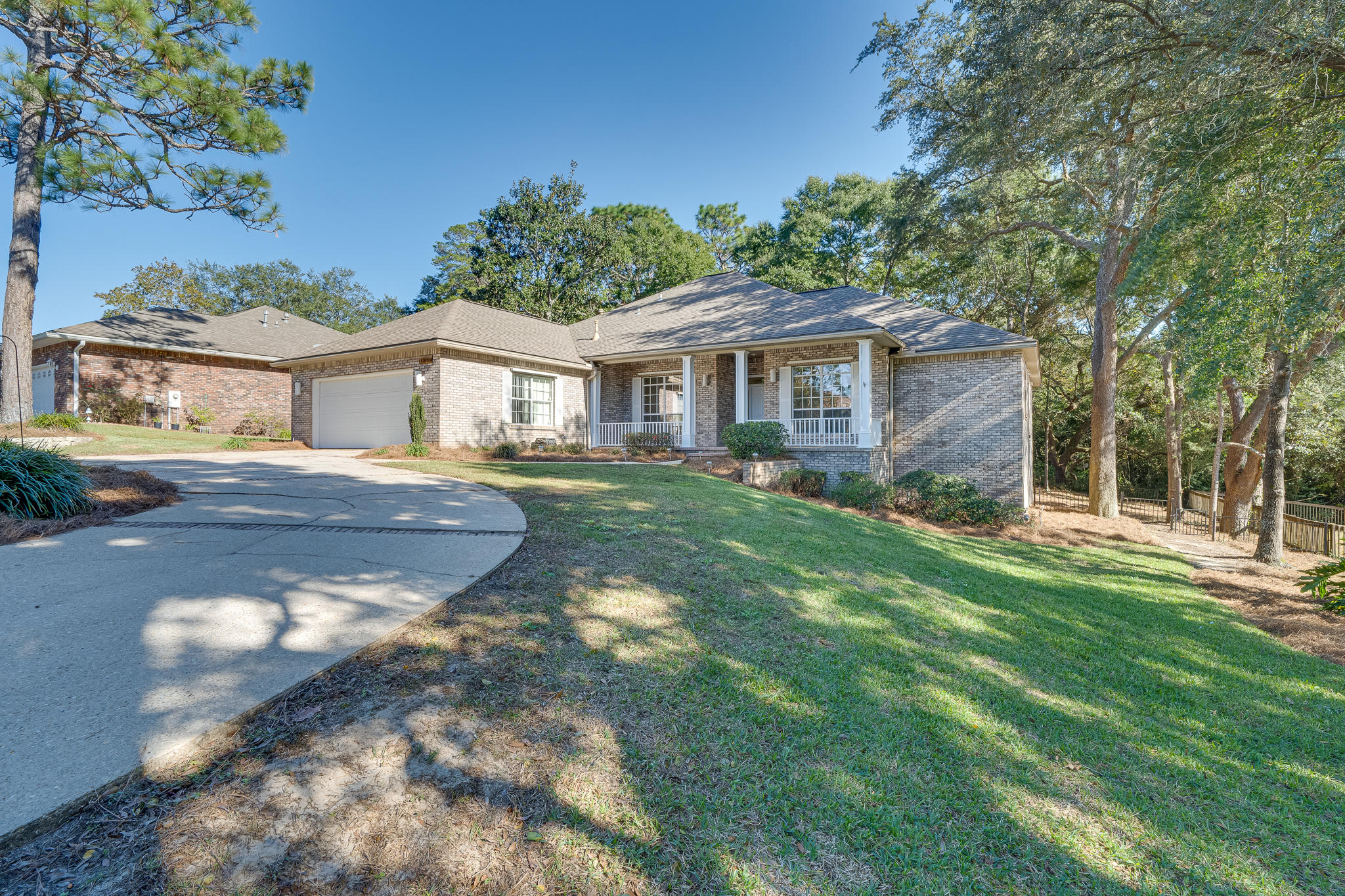 ROCKY BAYOU COUNTRY CLUB ESTATES 5 - Residential