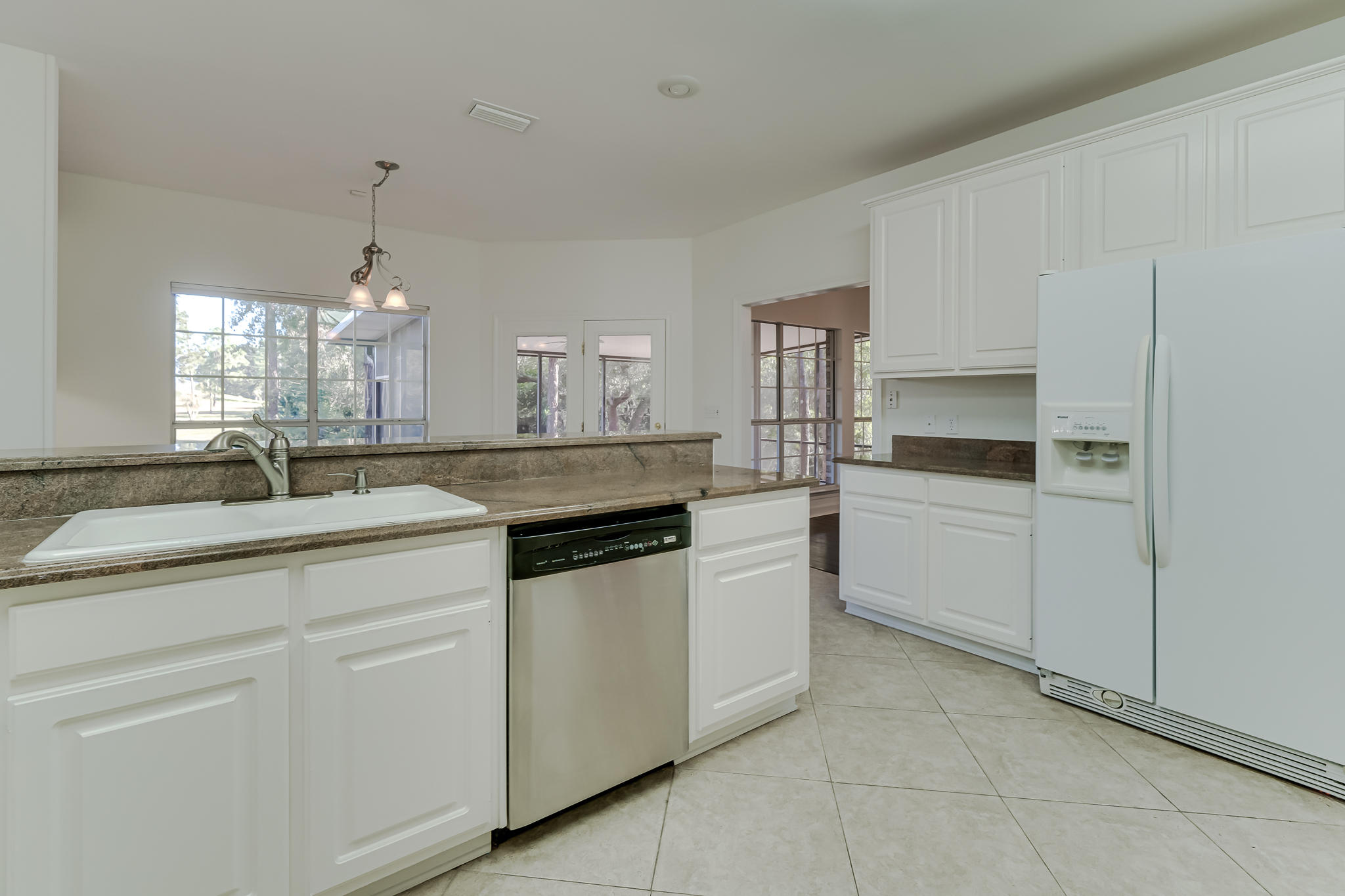 ROCKY BAYOU COUNTRY CLUB ESTATES 5 - Residential