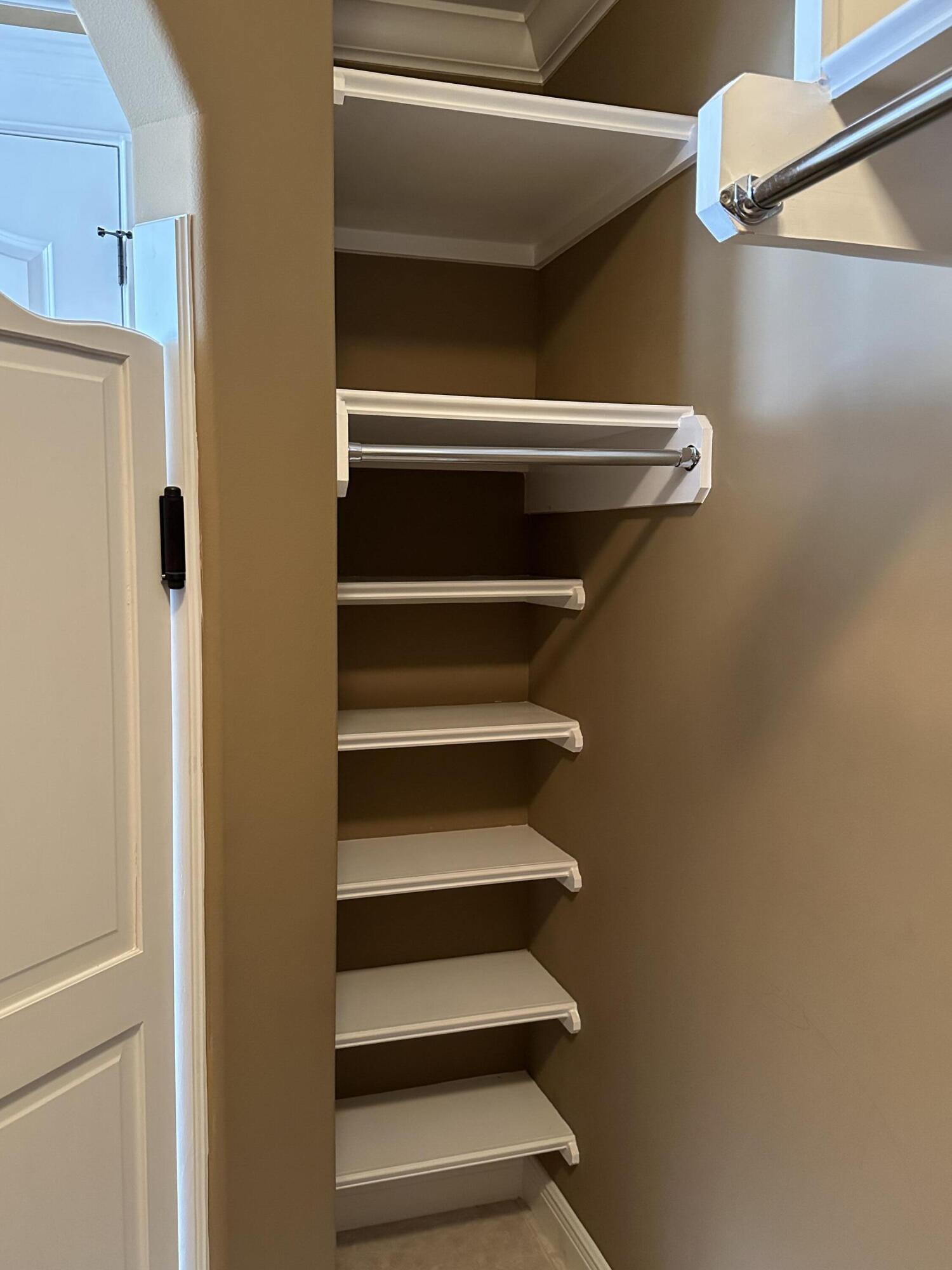 CALUSA BAY S/D - Residential Lease