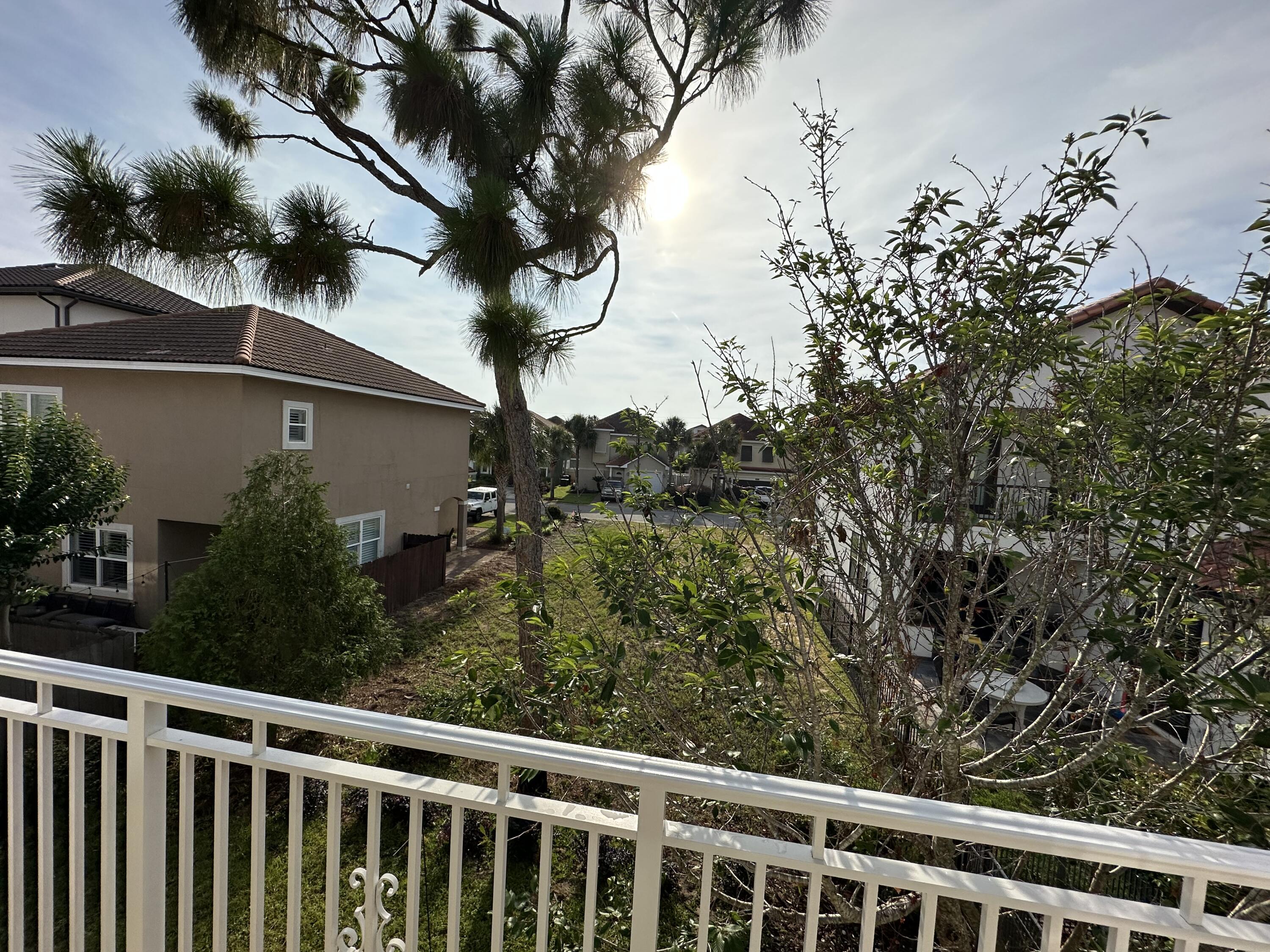 CALUSA BAY S/D - Residential Lease