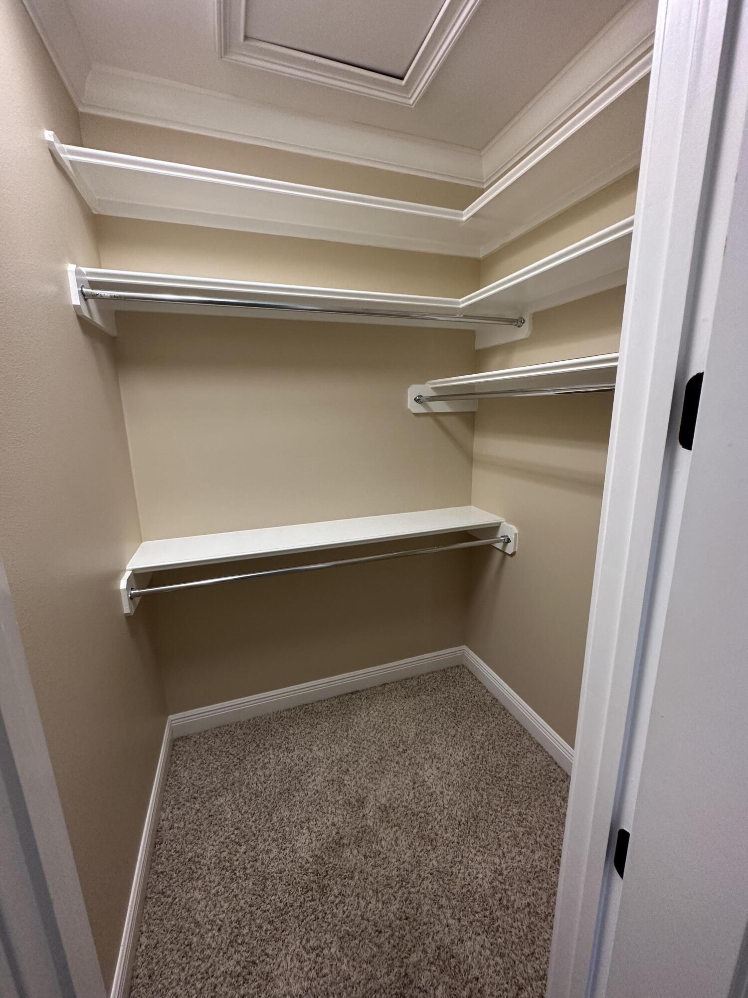 CALUSA BAY S/D - Residential Lease