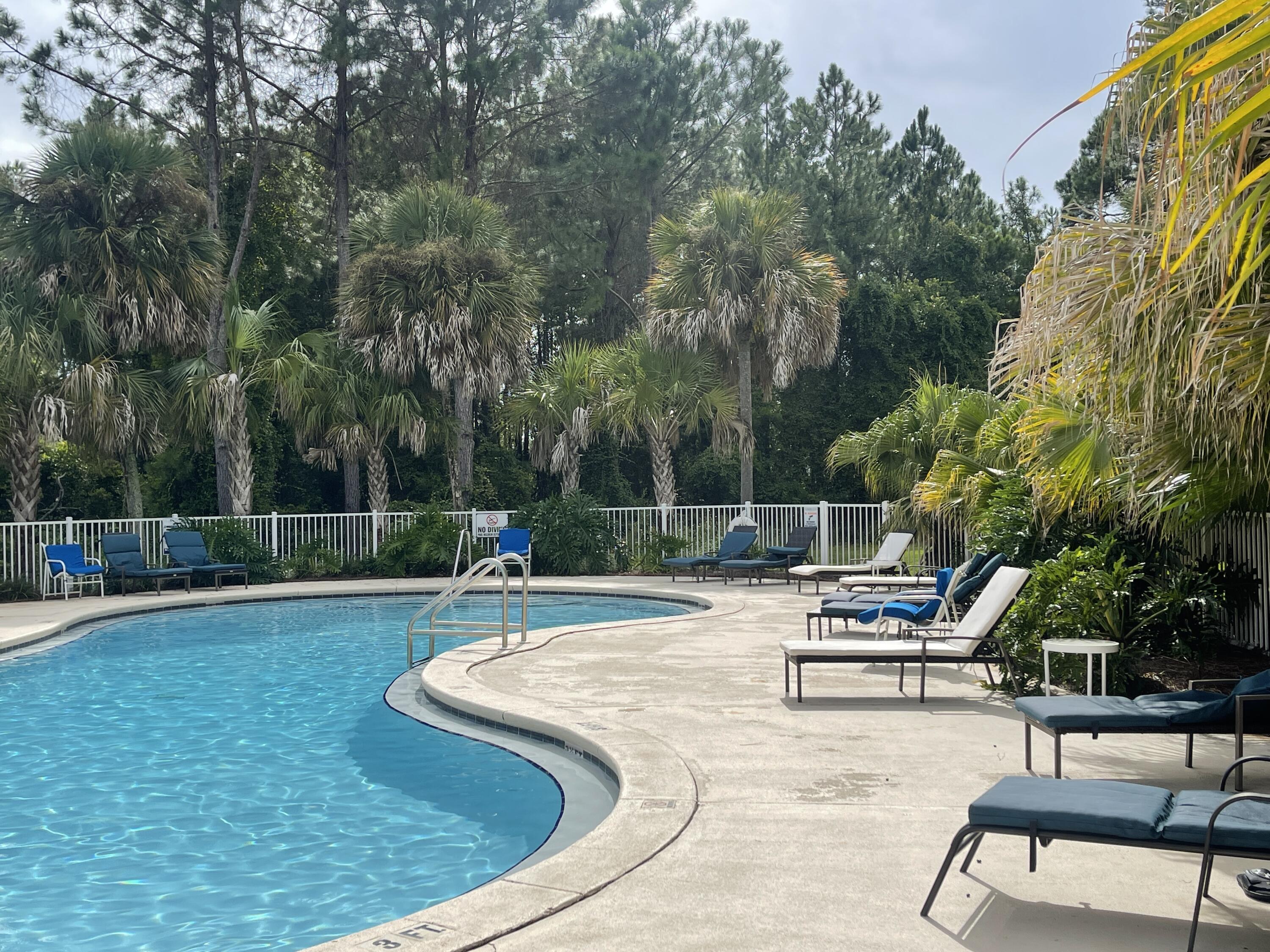 THE FLORIDA CLUB - Residential Lease